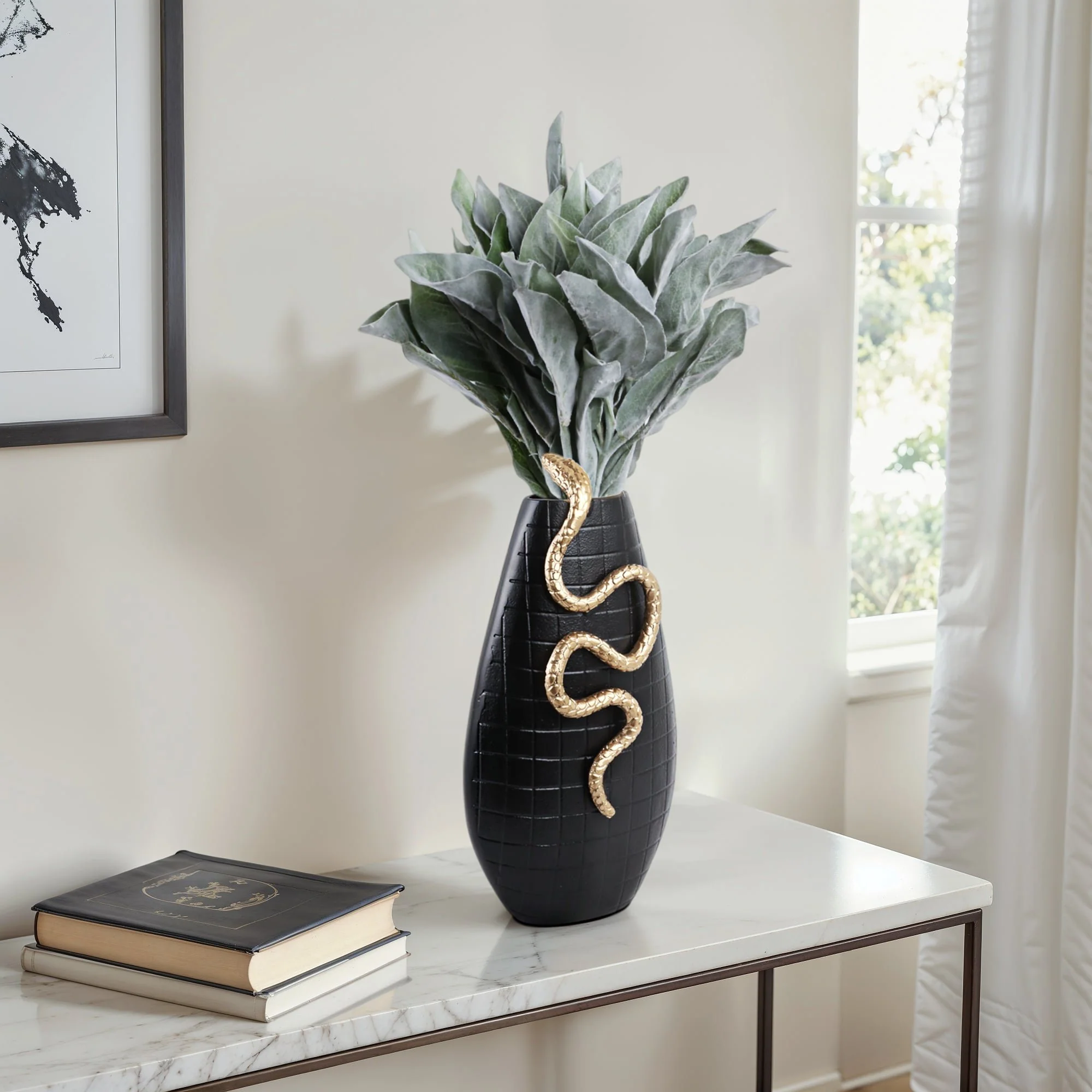 16x10" Curved Snake On Vase, Black/gold - Image 10