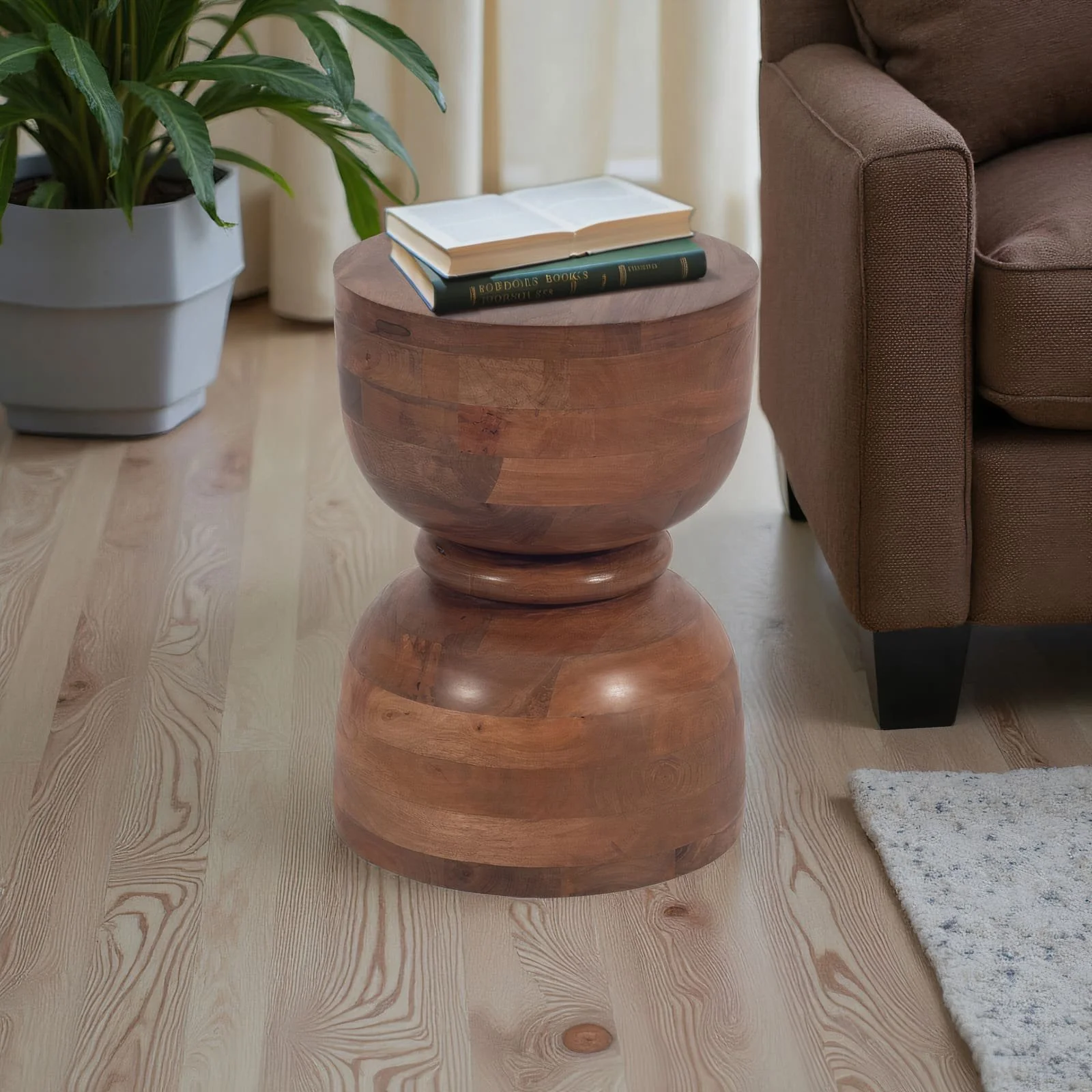 18" Polished Mango Wood Accent Table - Image 10