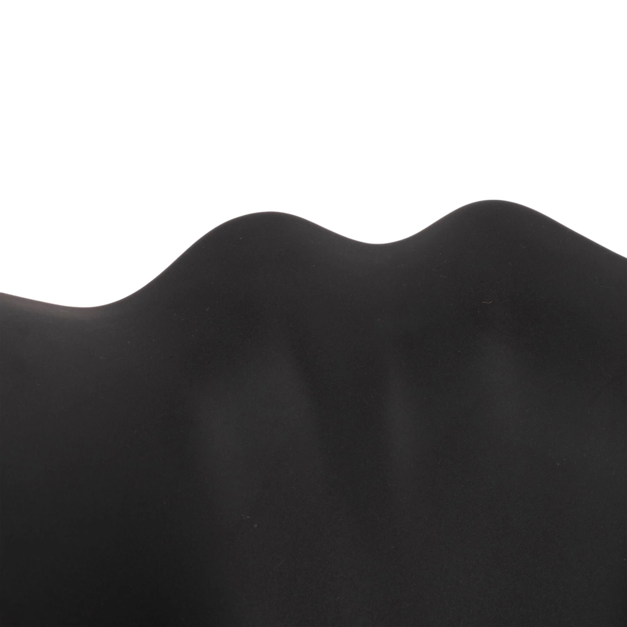 18" Ruffled Edge Bowl Matte Finish, Black - Image 5