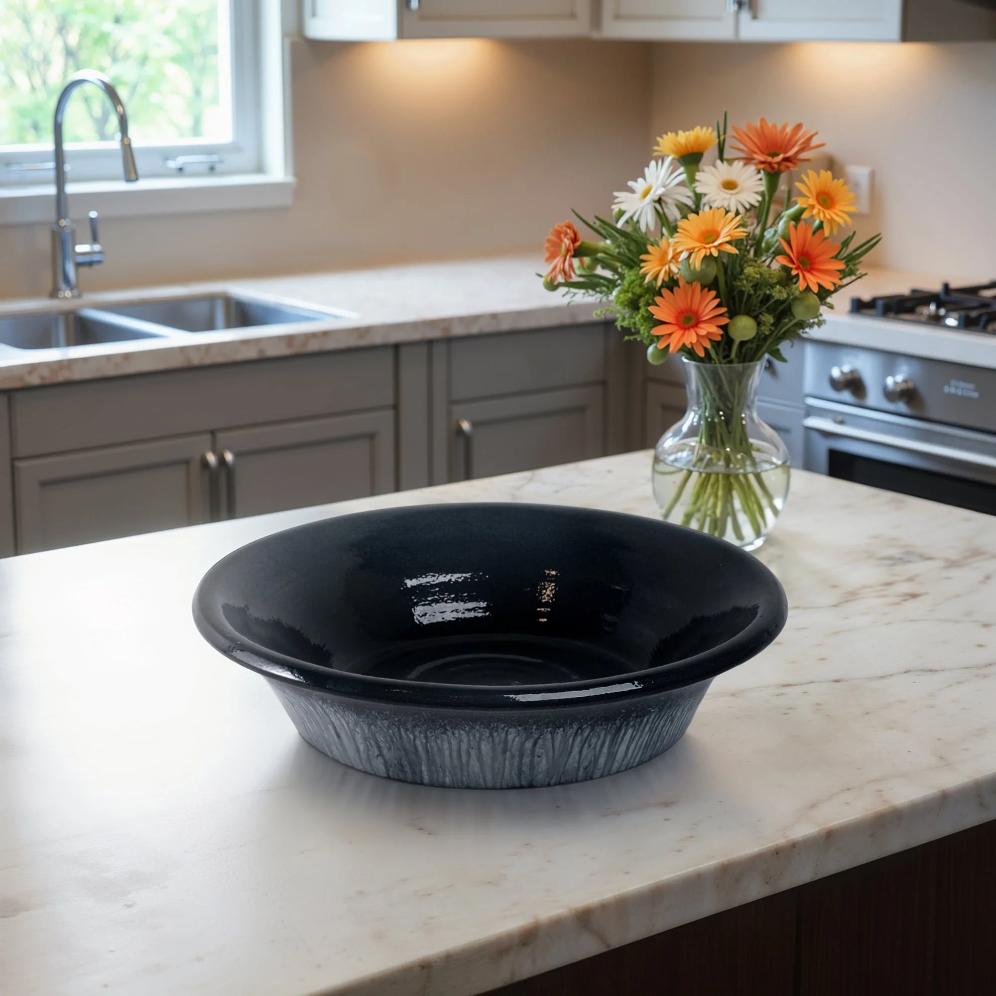 18" Tapered Bowl Reactive Finish, Blue - Image 10
