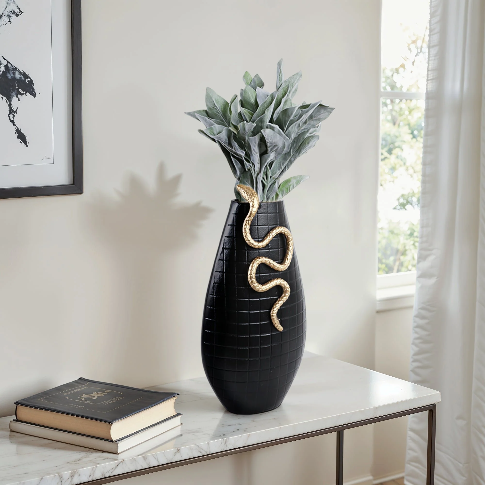21x11" Curved Snake On Vase, Black/gold - Image 10