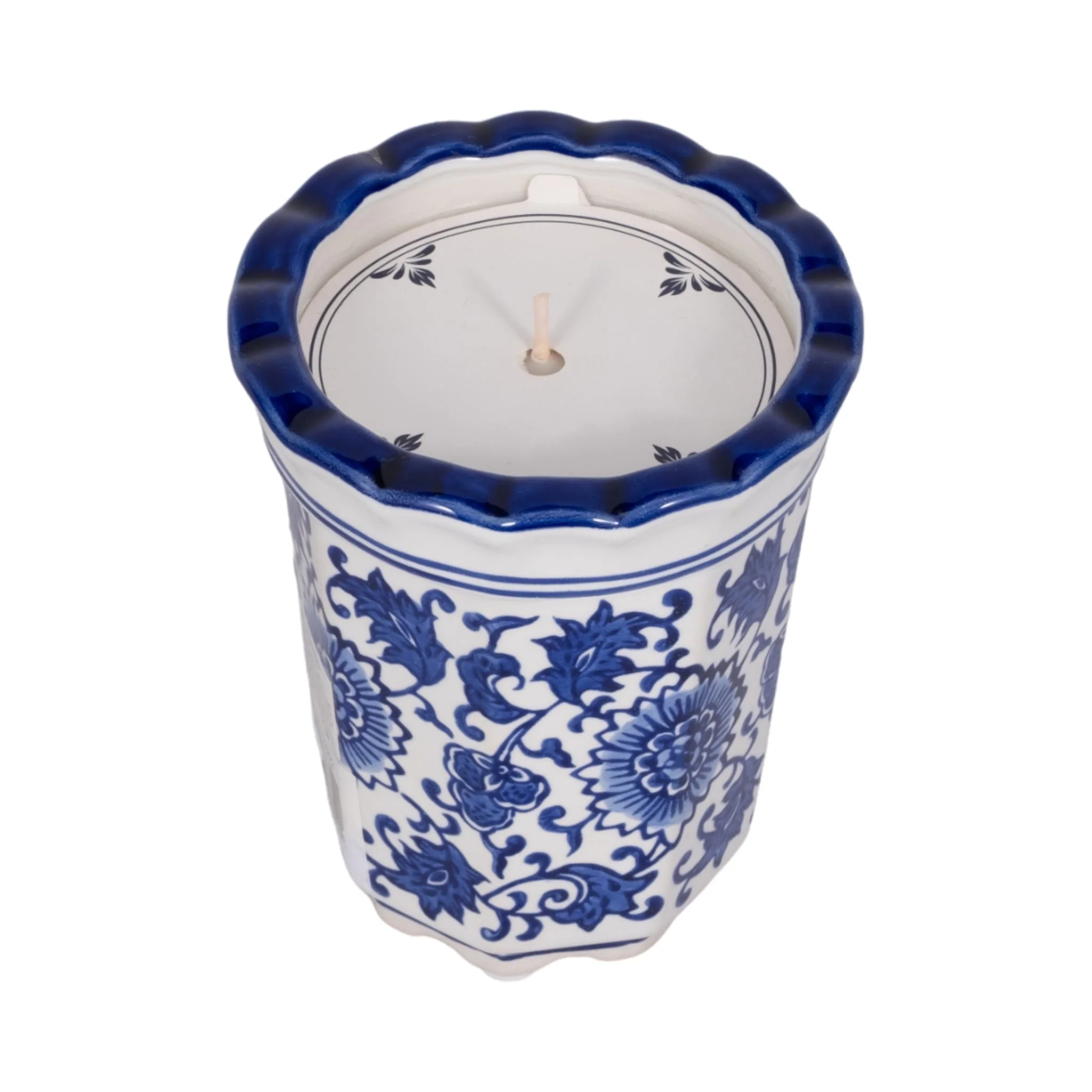 4", 7oz Fluted Chinoiserie Candle , Blue/white - Image 3