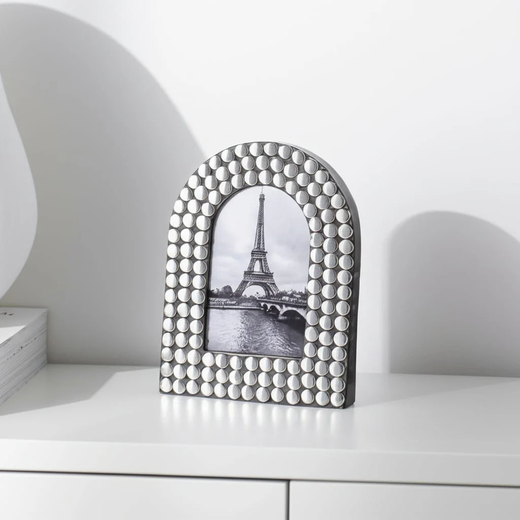 4x6 Studded Arch Photo Frame, Silver/black - Image 9