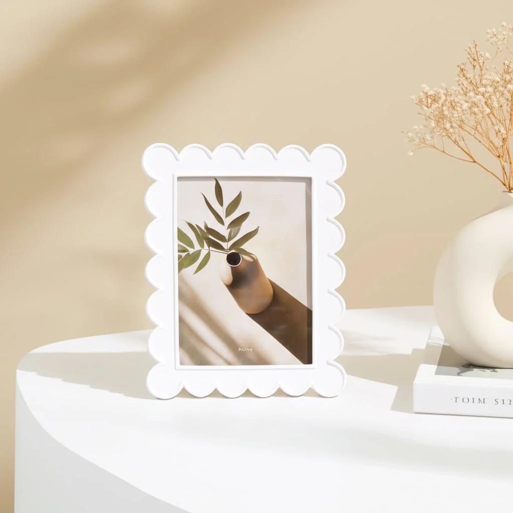 5x7 Scallop Edge Photo Frame, White - Image 12
