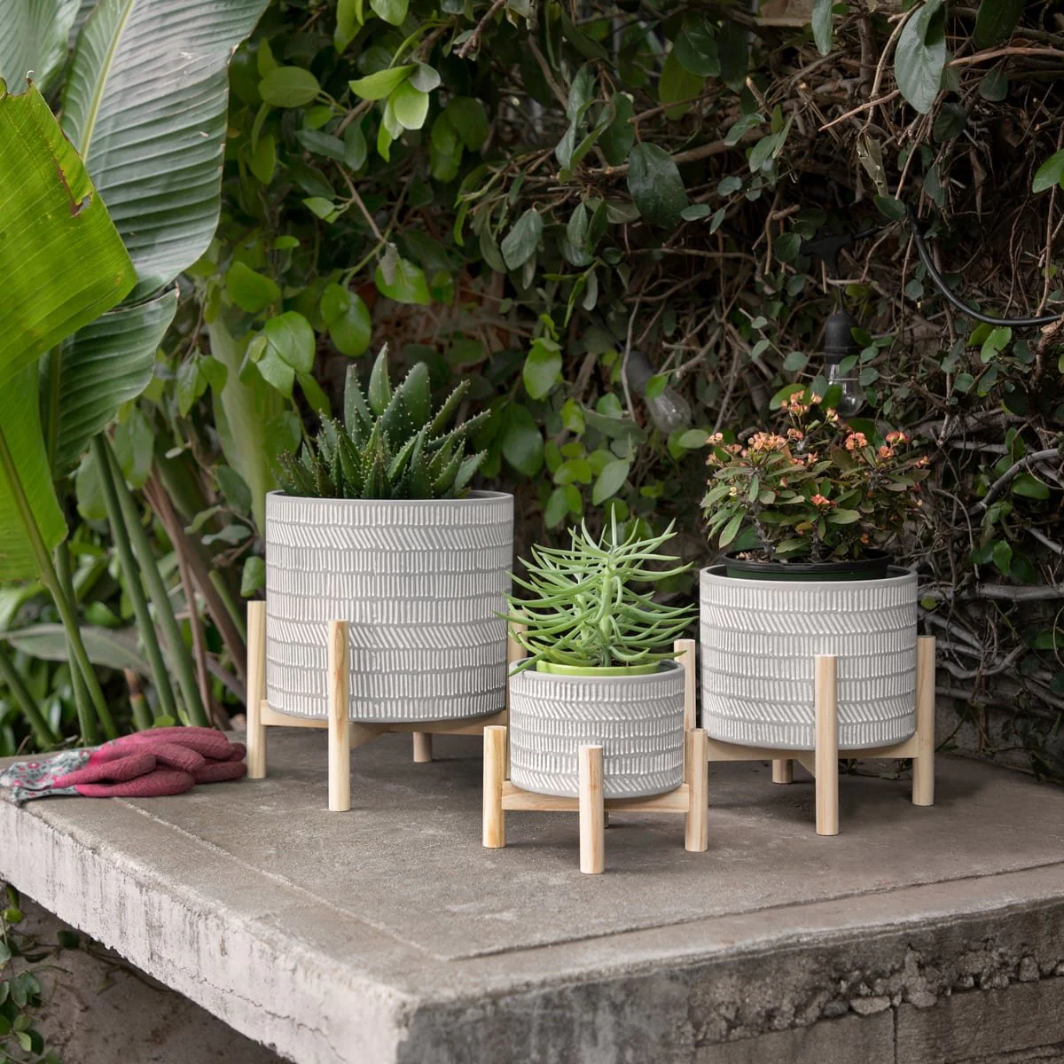 6" Ceramic Tribal Planter W/ Wood Stand, Beige - Image 11