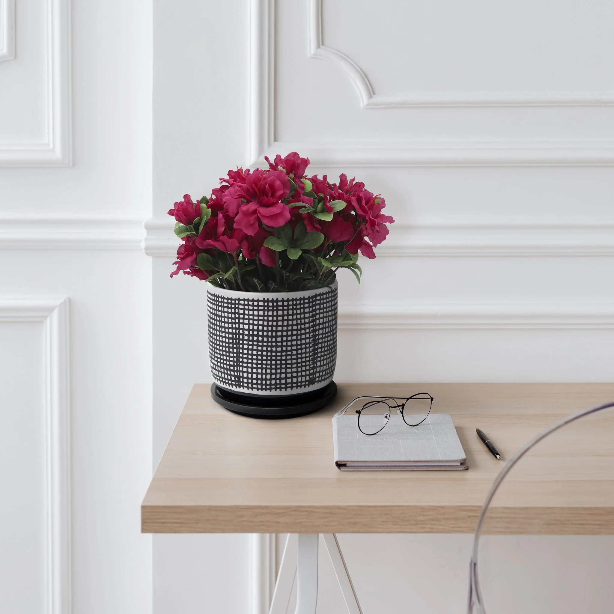 6" Mesh Design Planter W/ Saucer, Gray - Image 6