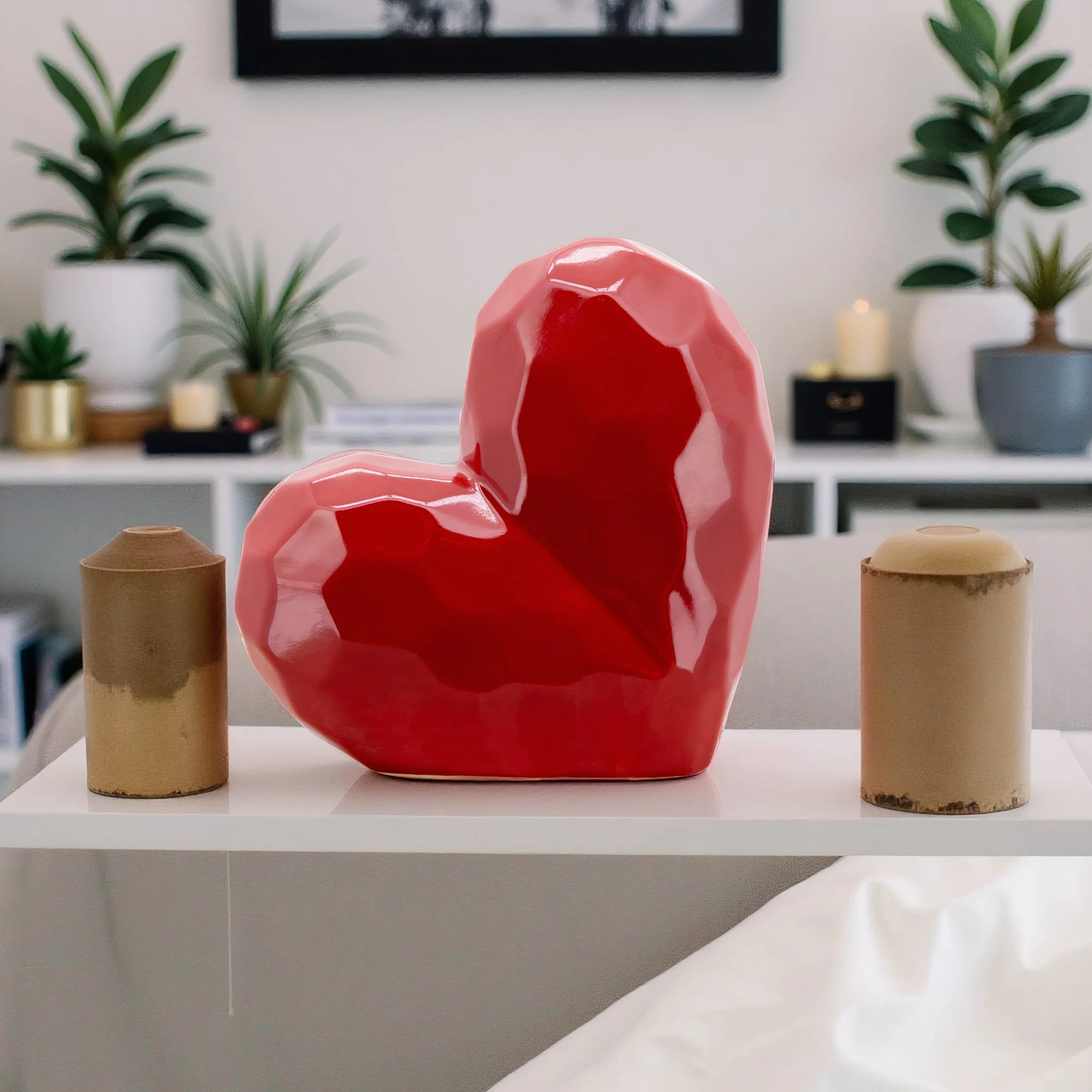 8" Red Heart Table Deco - Image 5