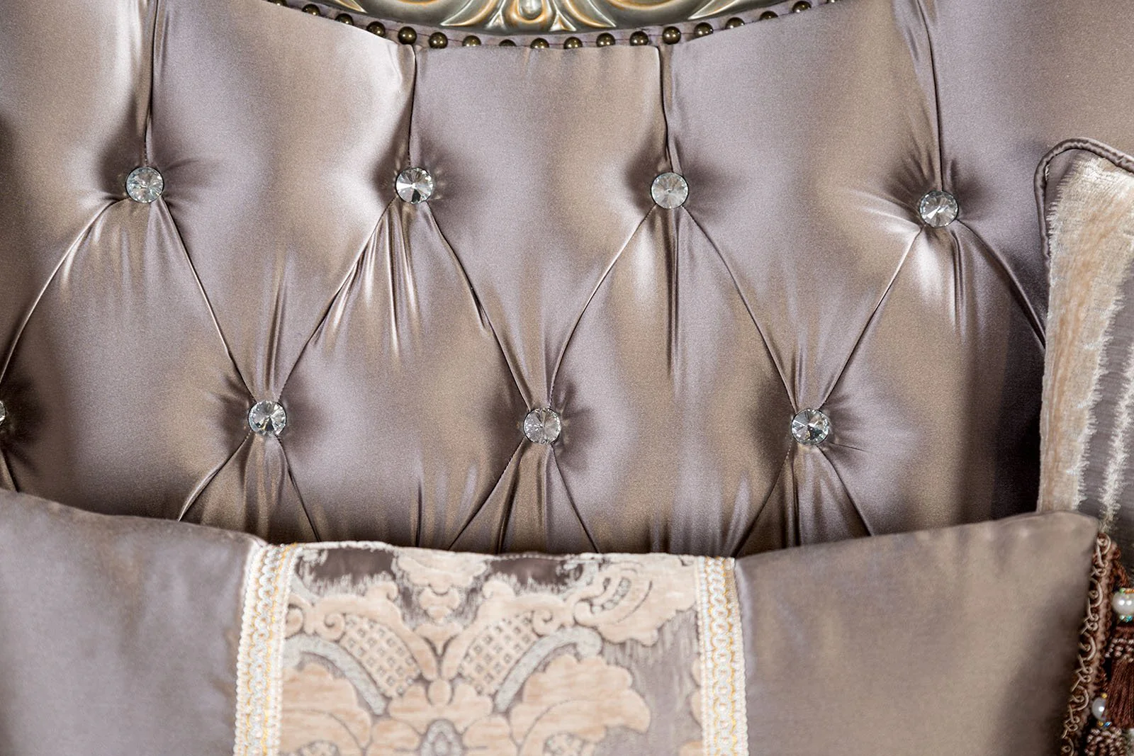Albacete Loveseat, Champagne/Purple - Image 5