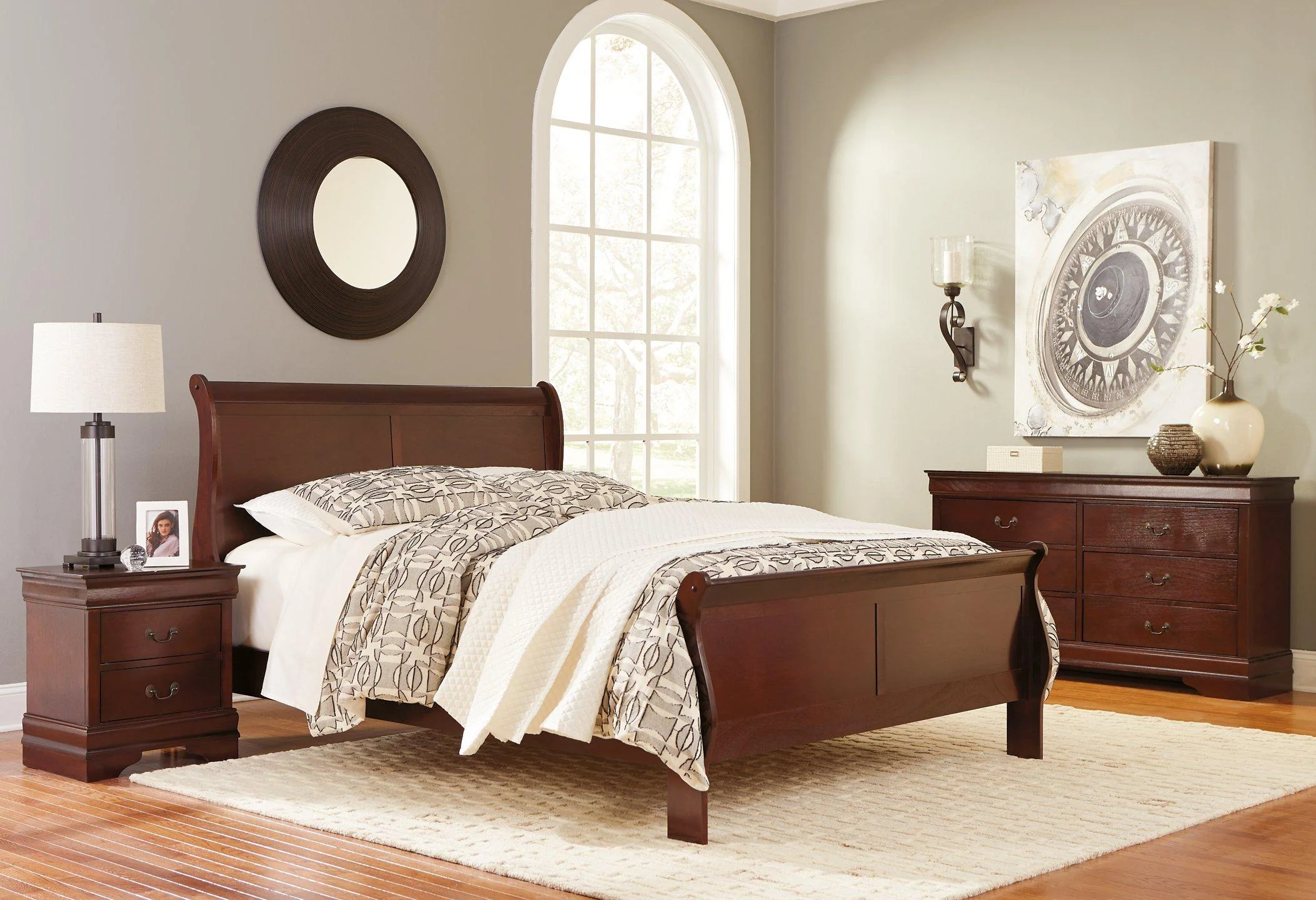 Alisdair Bedroom Set - Image 2