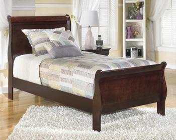 Alisdair Bedroom Set - Image 26