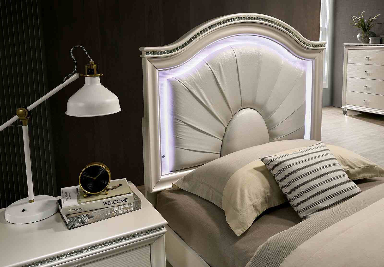 Allie 4 Pc. Twin Bedroom Set - Image 3