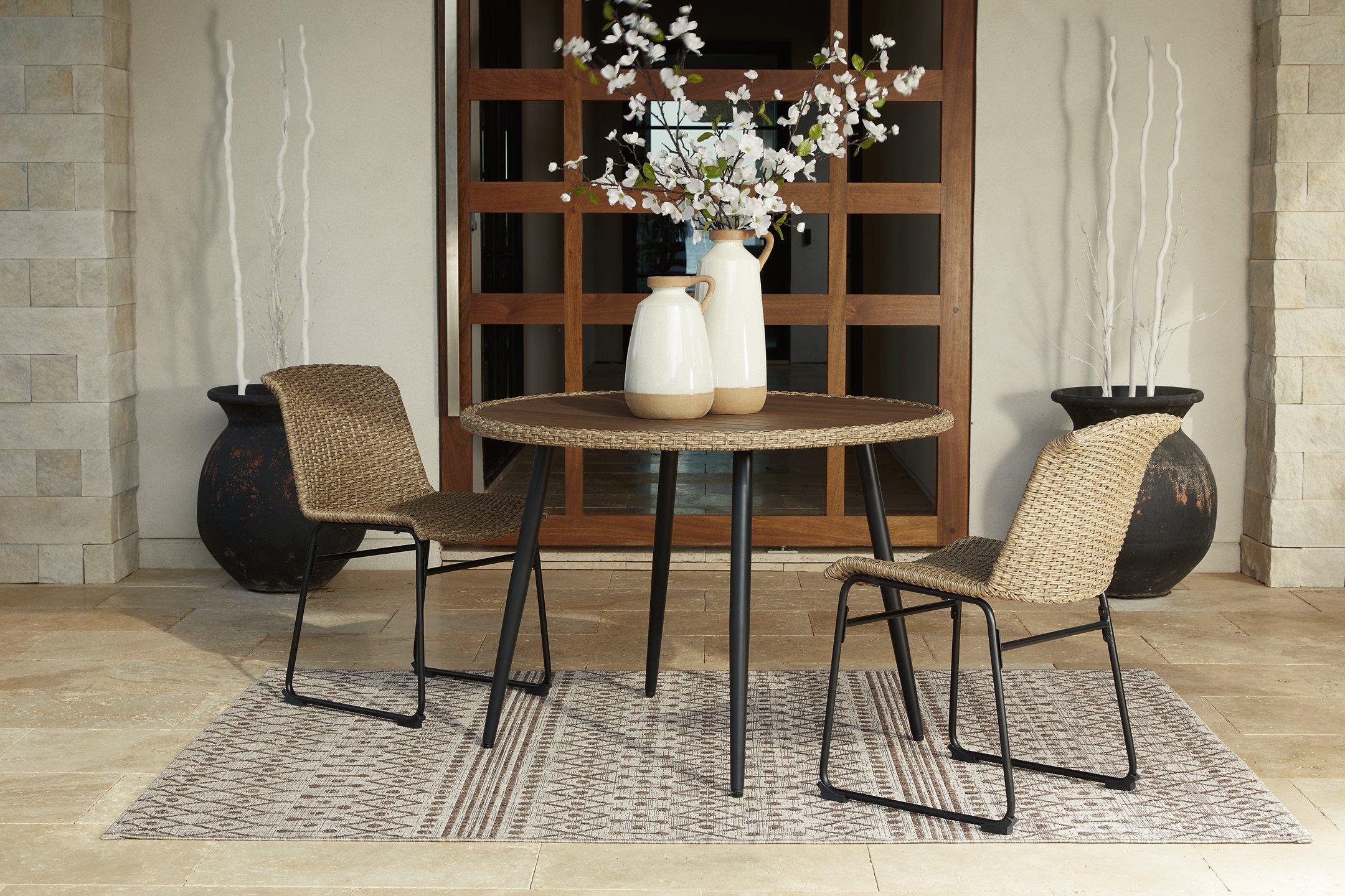 Amaris Outdoor Dining Set - Image 2