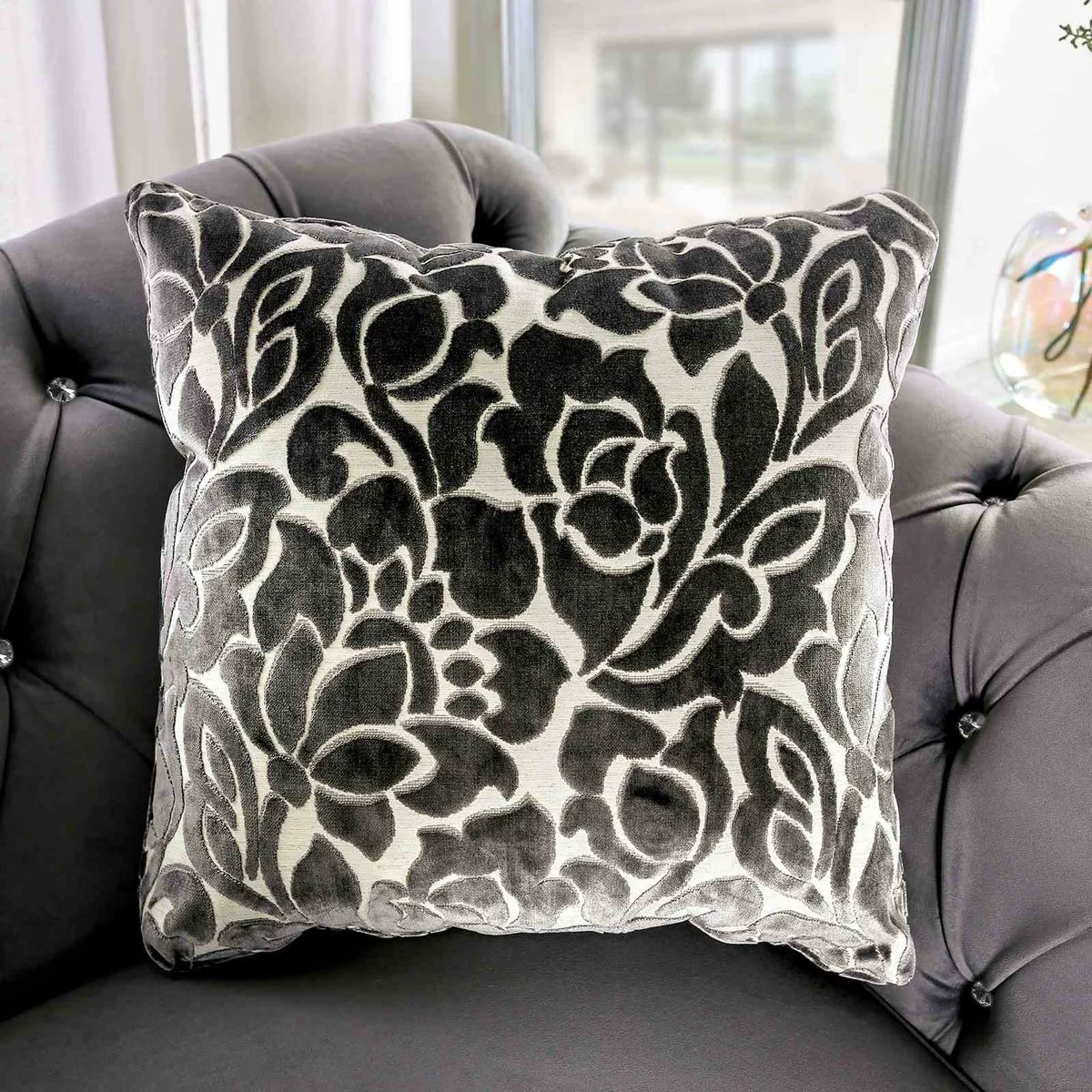Antoinette Loveseat, Gray - Image 4