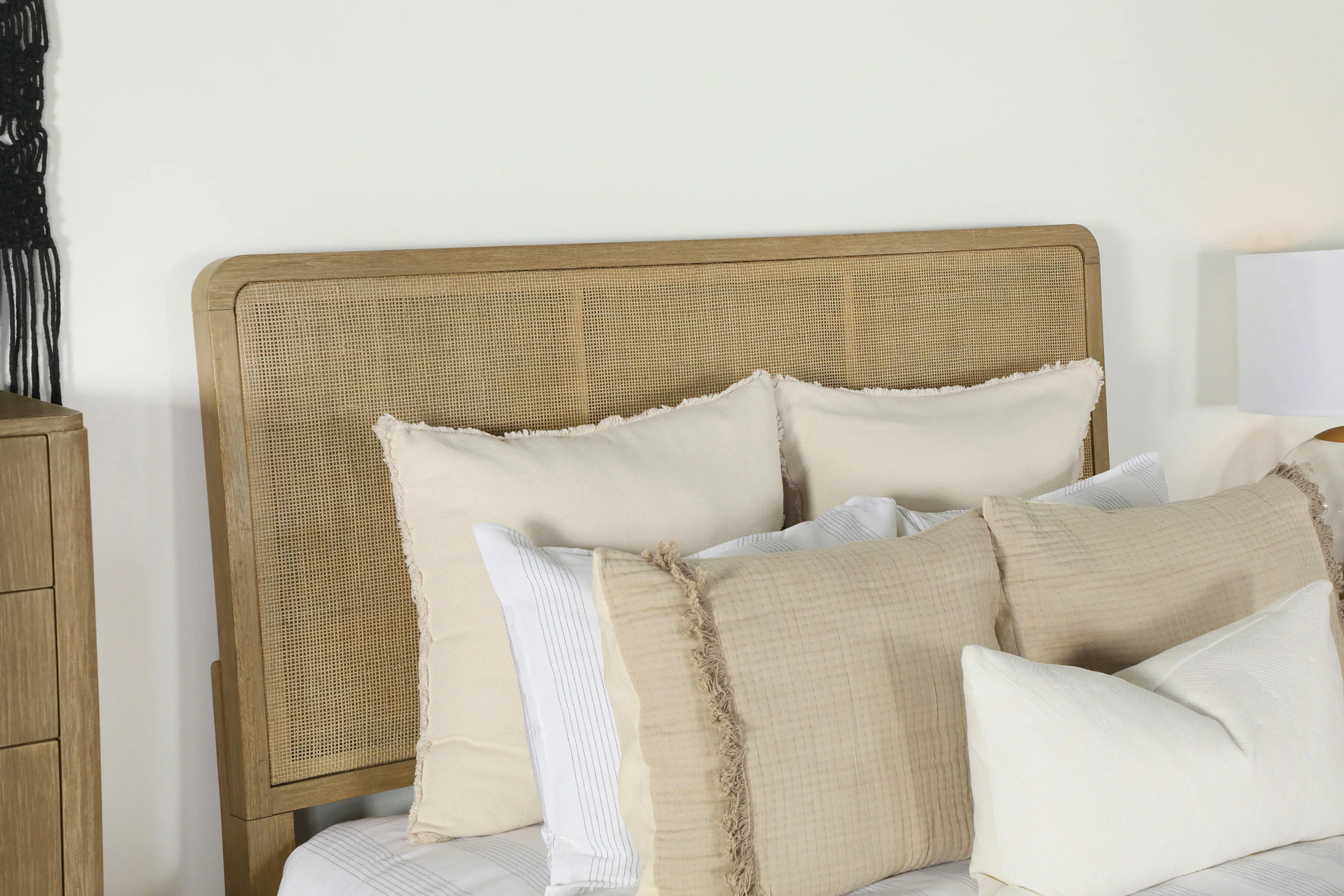 Arini Panel Bed - Image 18