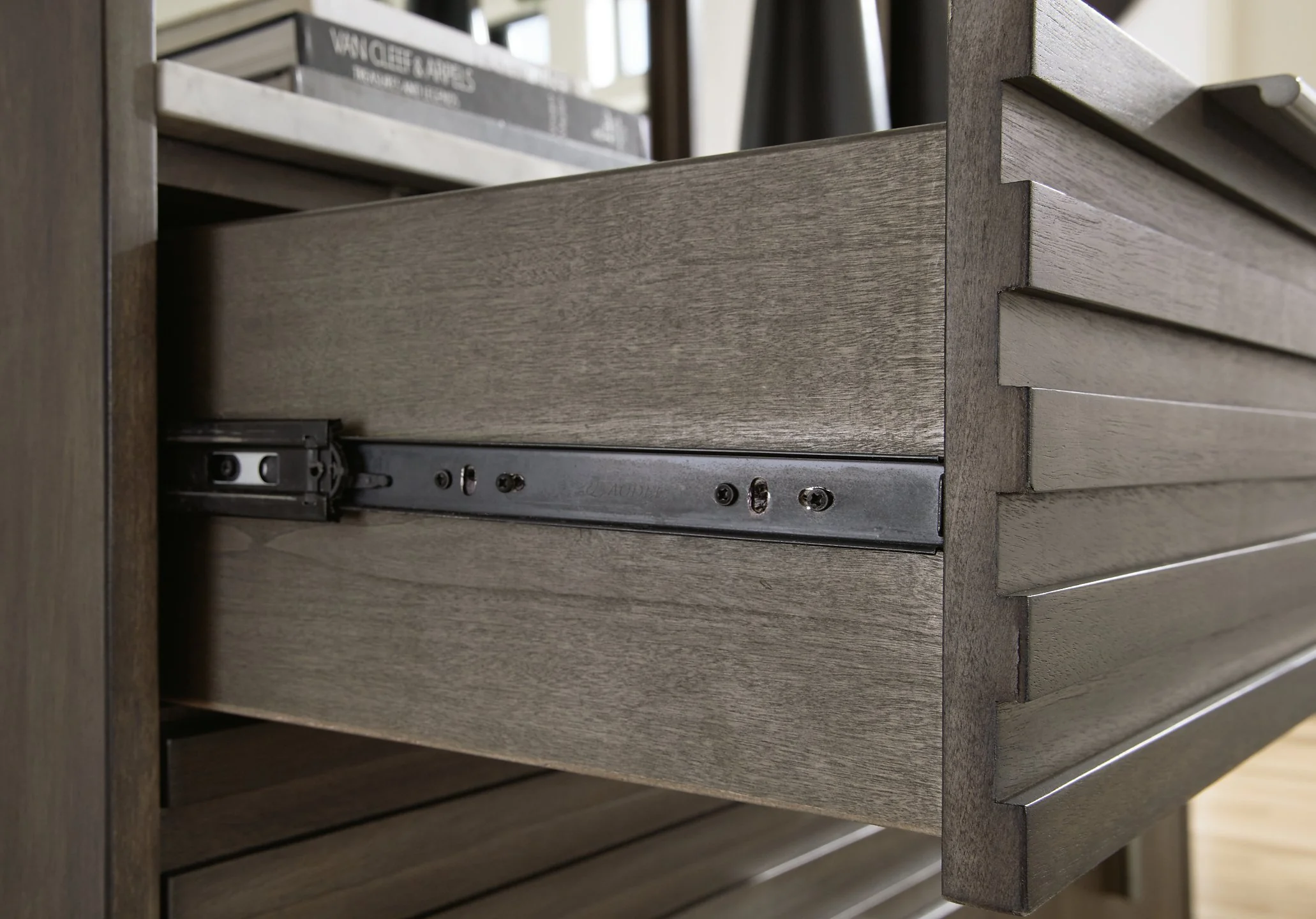 Arkenton Nightstand - Image 8