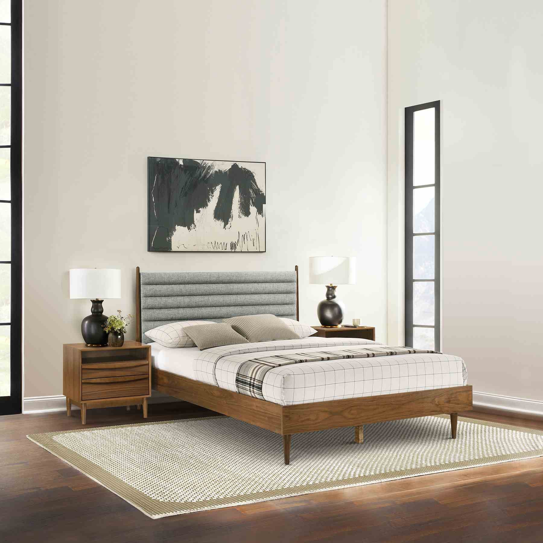 Artemio Queen 3 Piece Wood Bedroom Set in Walnut Finish - Image 11