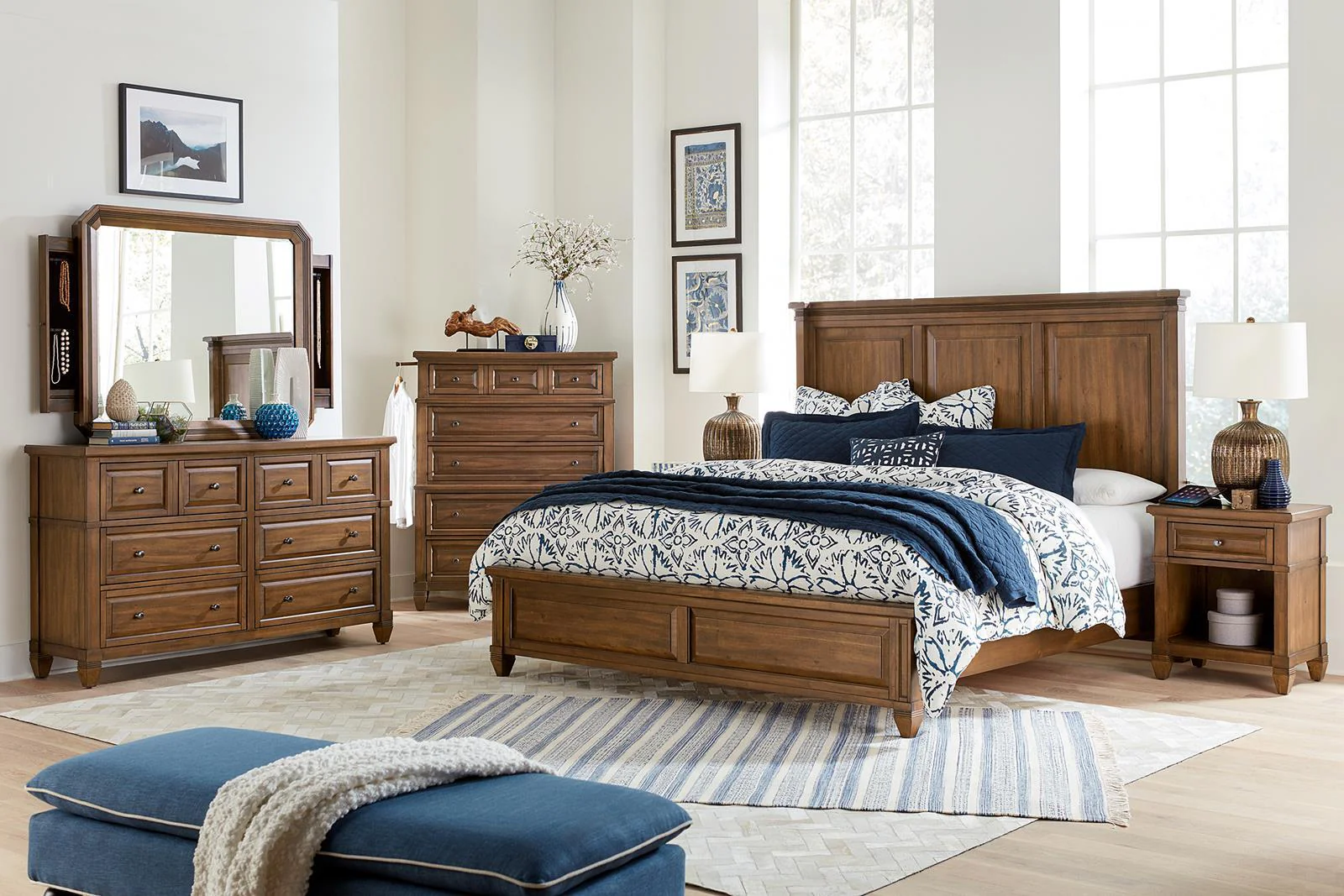 Aspenhome Furniture Thornton Queen Panel Bed in Sienna - Image 2