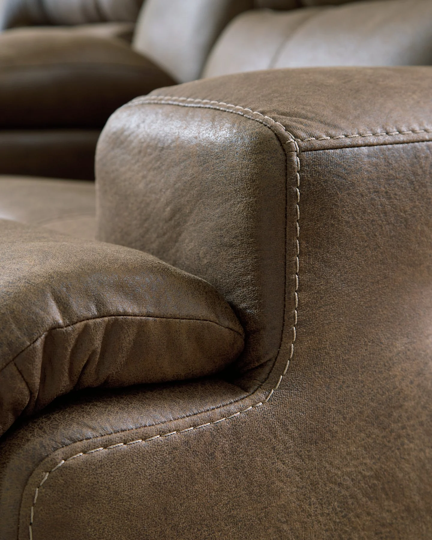 Beckley Place Reclining Living Room Set - Image 7