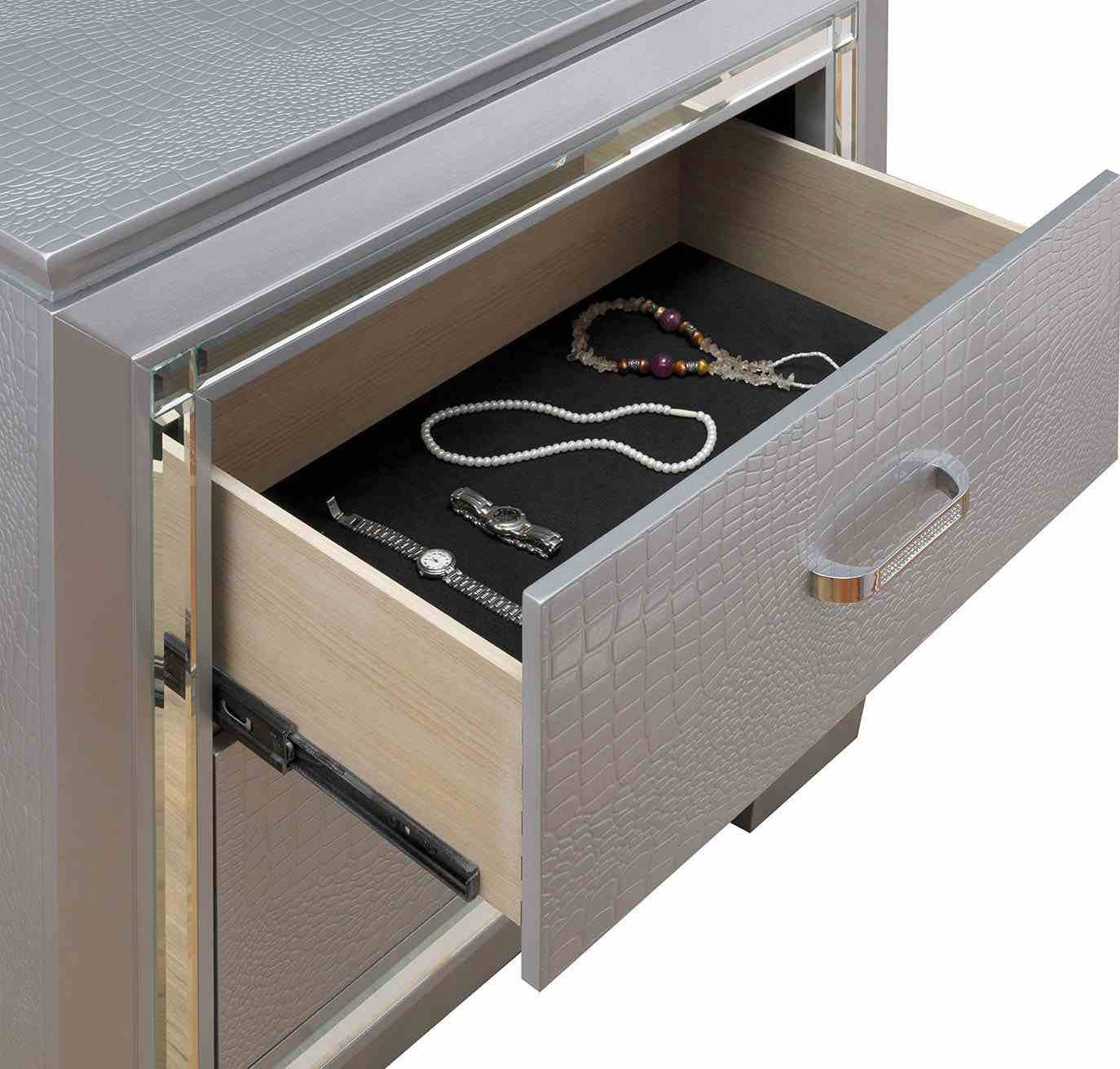 Bellanova Nightstand, Silver - Image 2