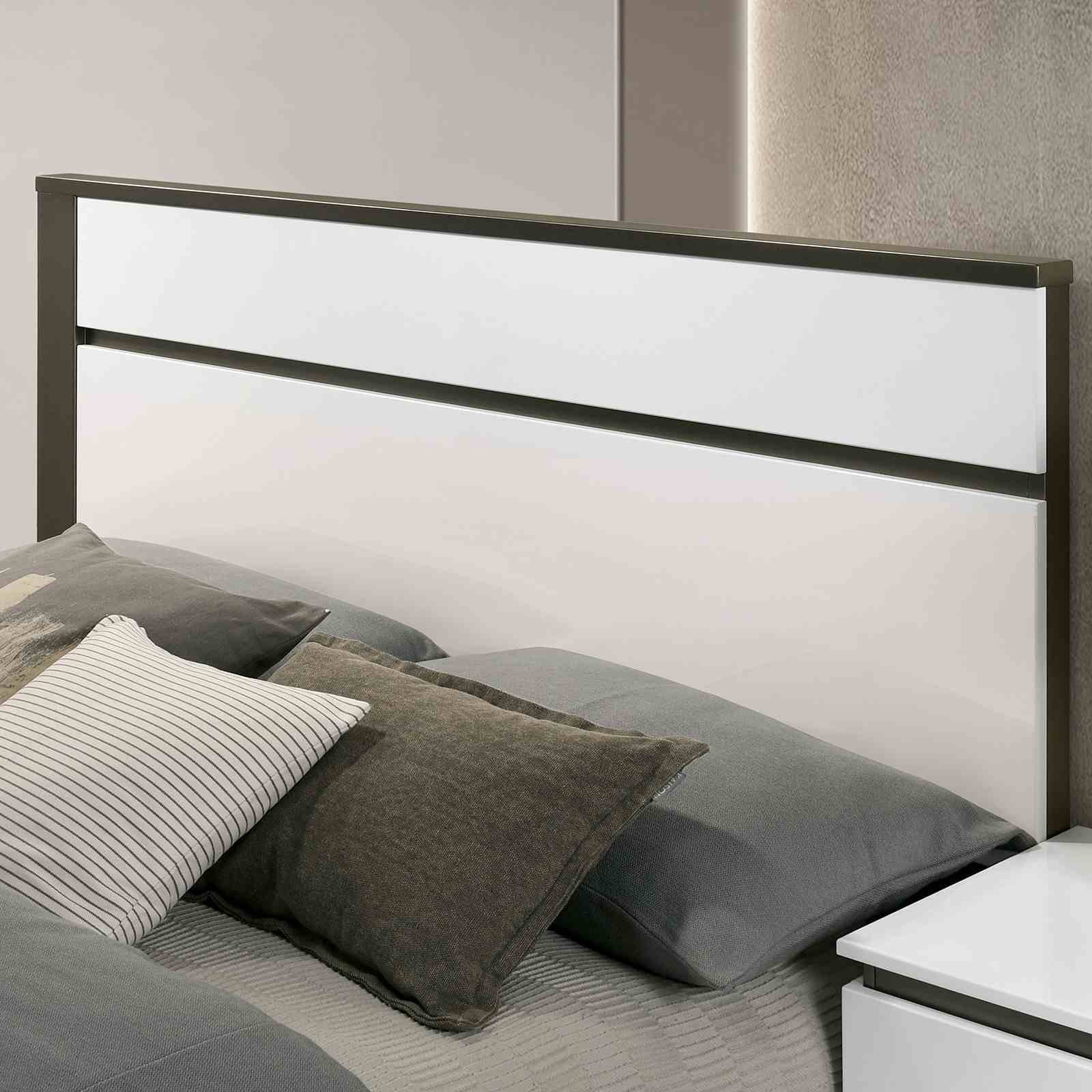 Birsfelden 4 Pc. Queen Bedroom Set - Image 2
