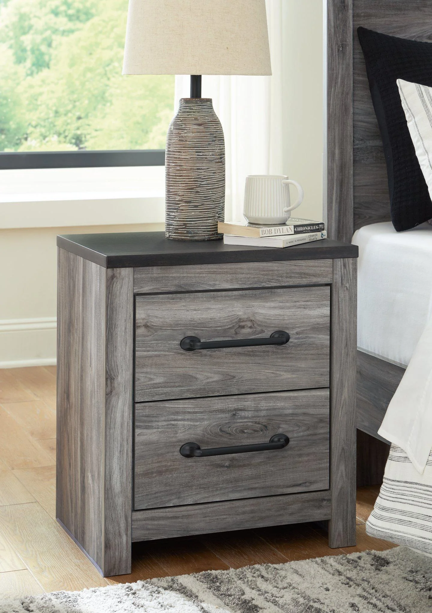 Bronyan Bedroom Set - Image 32