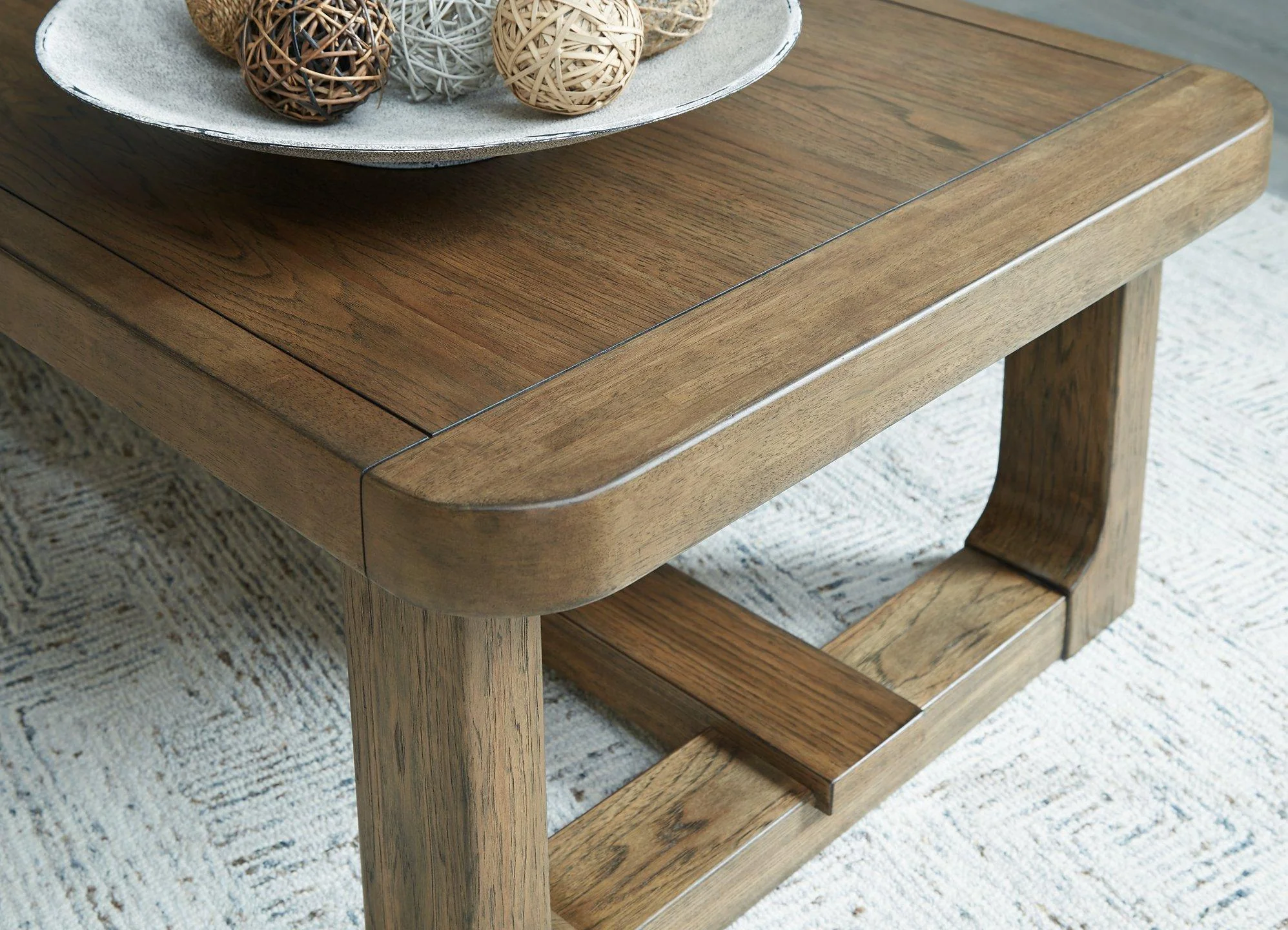 Cabalynn Occasional Table Set - Image 19