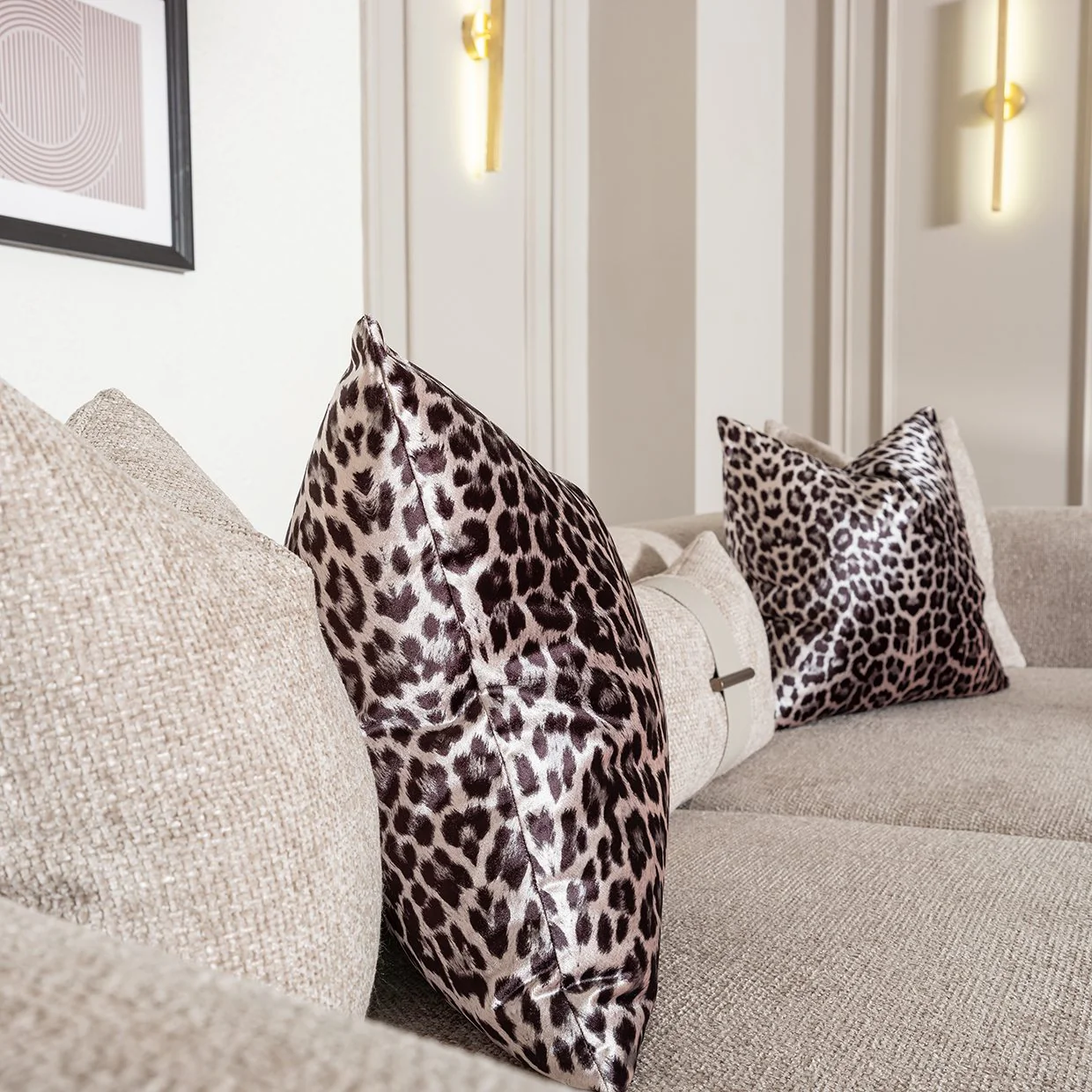 Canberra Sofa - Mink - Image 15