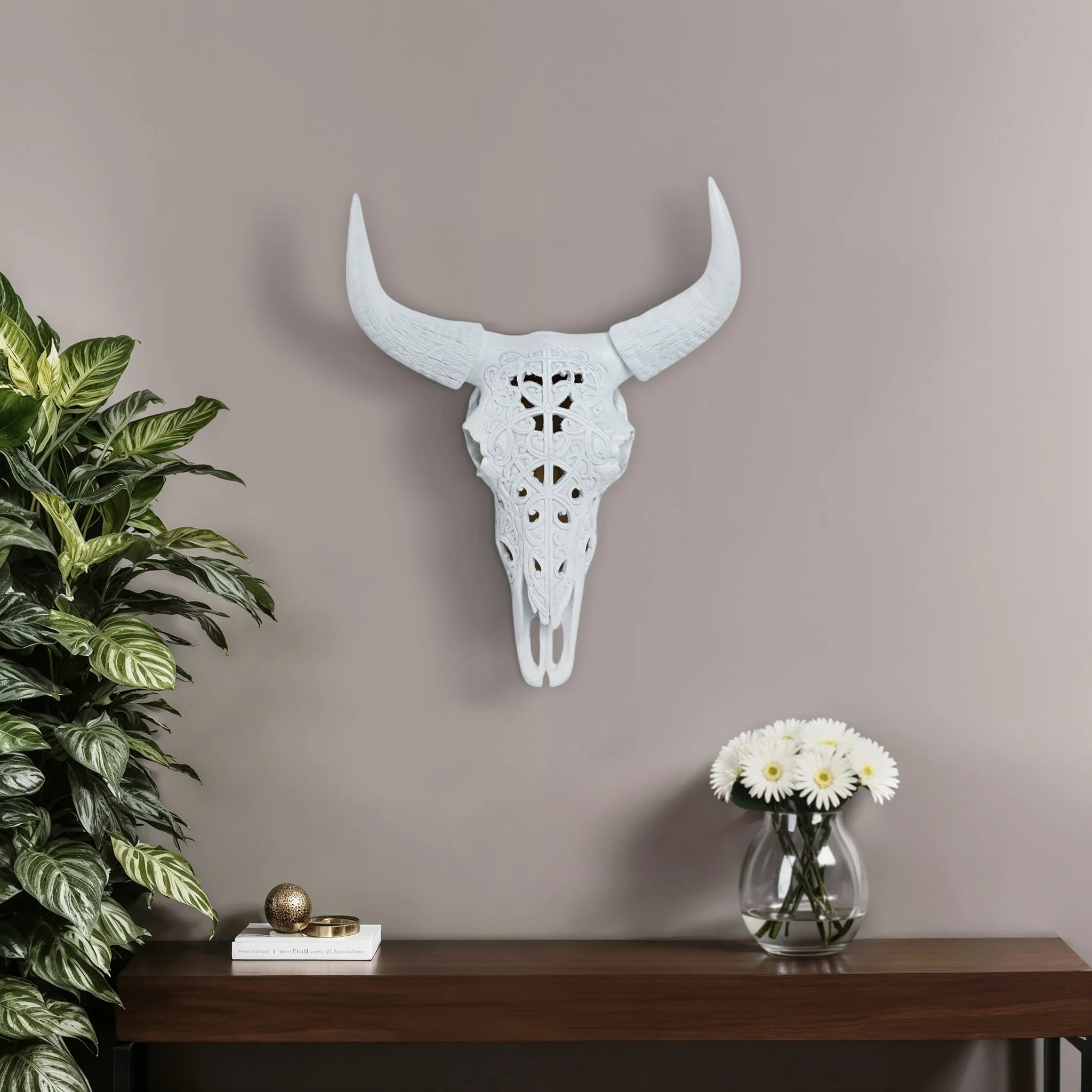 Carved White Bull Skull 18" Kd - Image 9