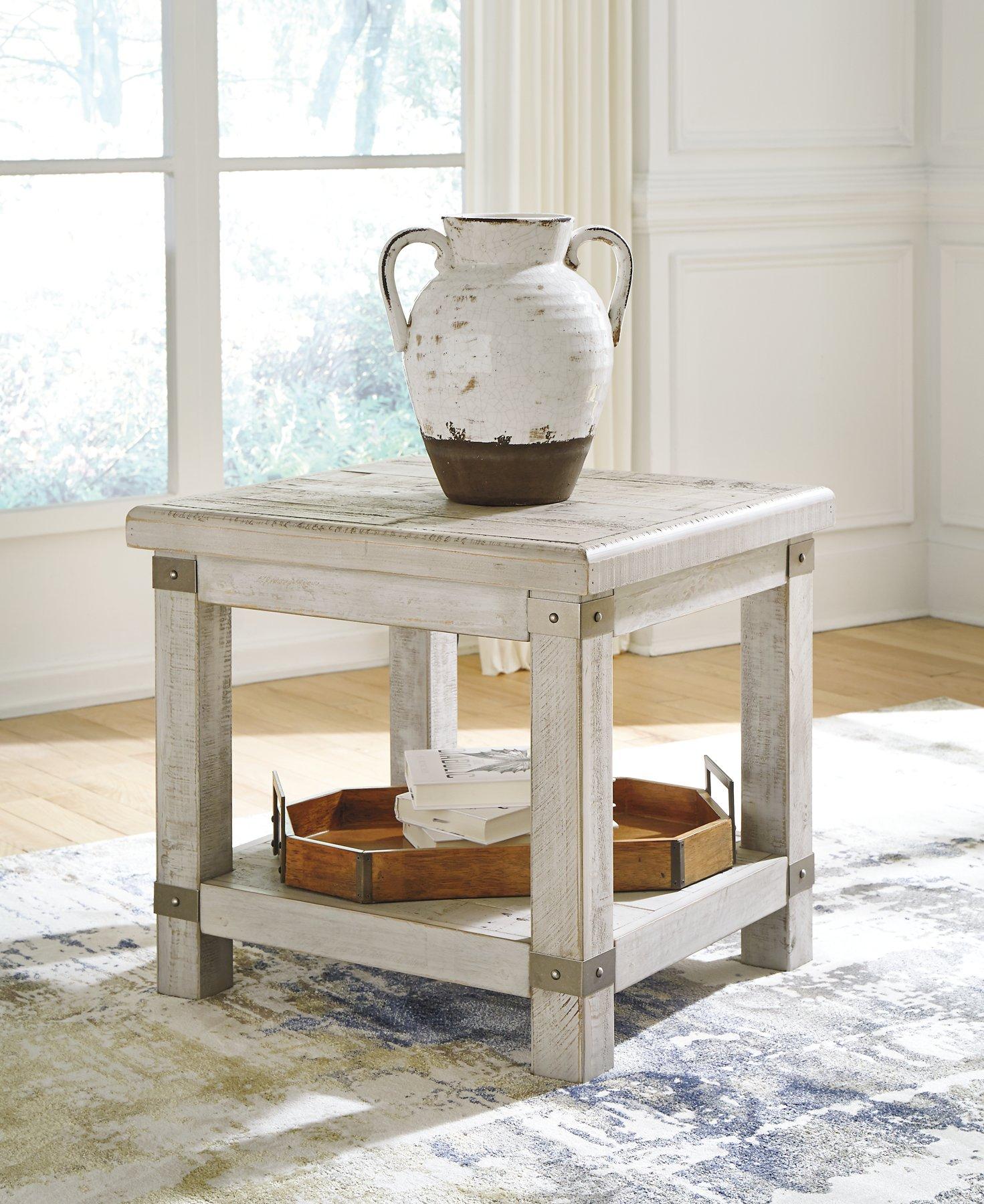 Carynhurst End Table Set - Image 3