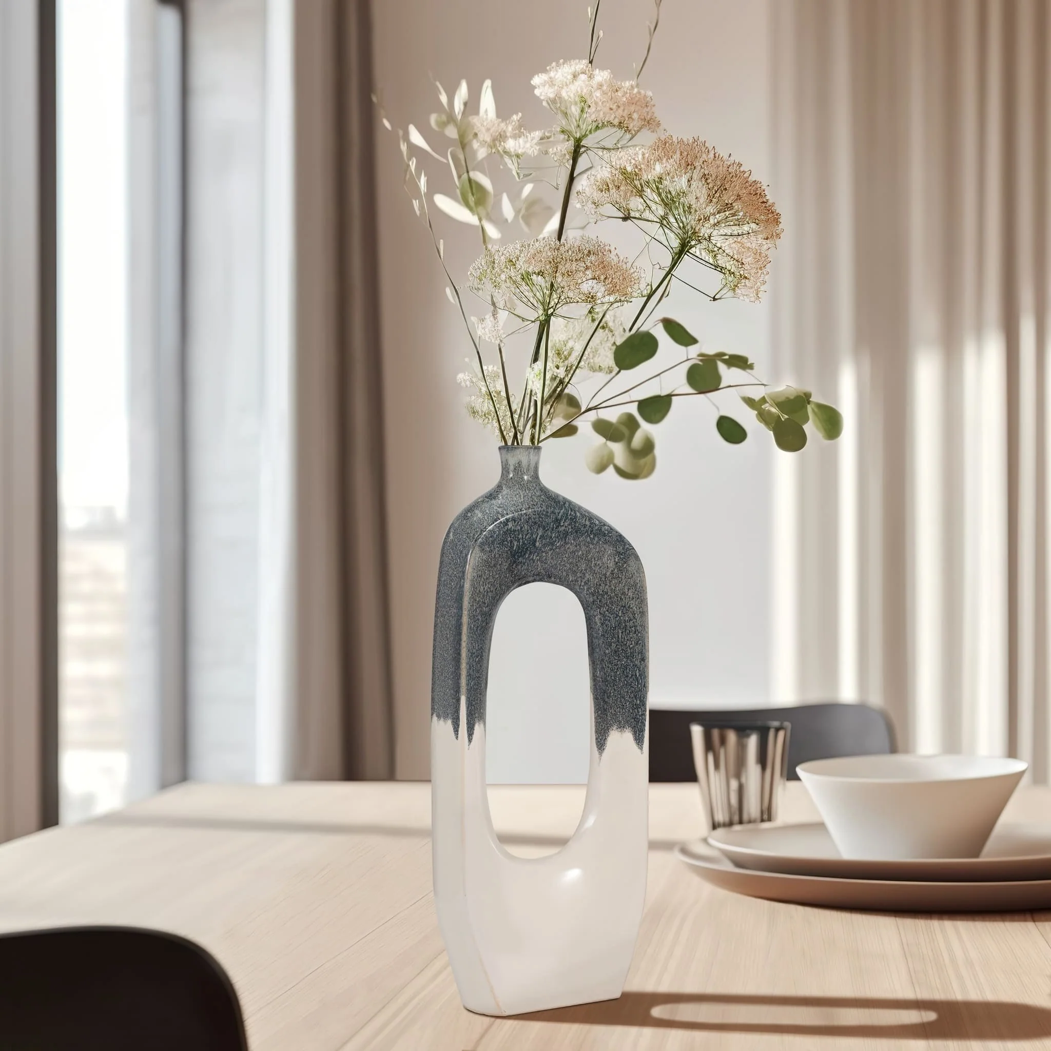 Cer, 26" Curvy Open Cut-out Vase, Blue/white - Image 11