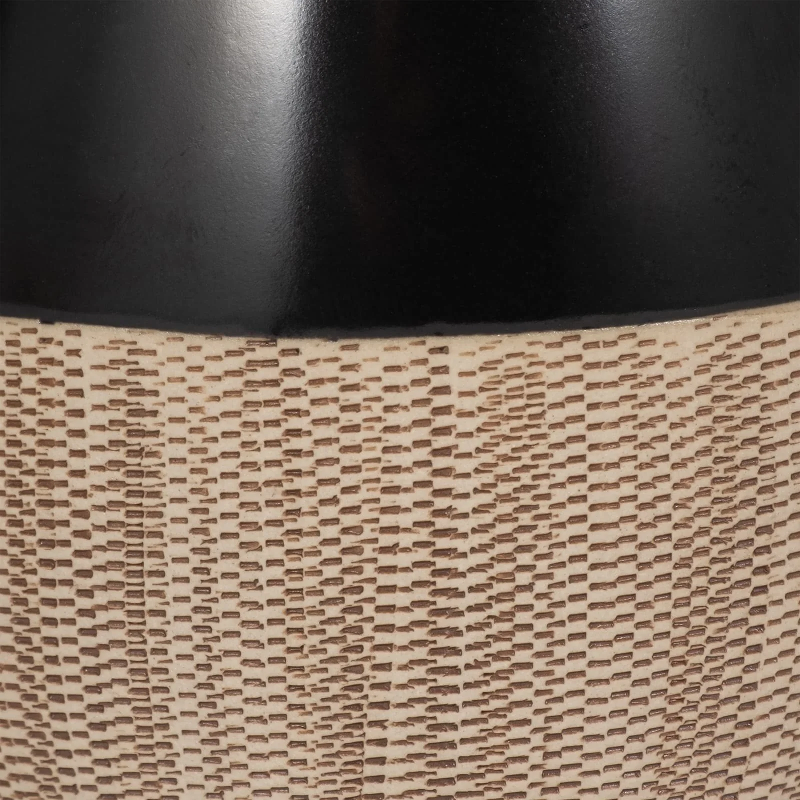 Cer, 7"h 2-tone Teardrop Vase, Creme/blk - Image 4