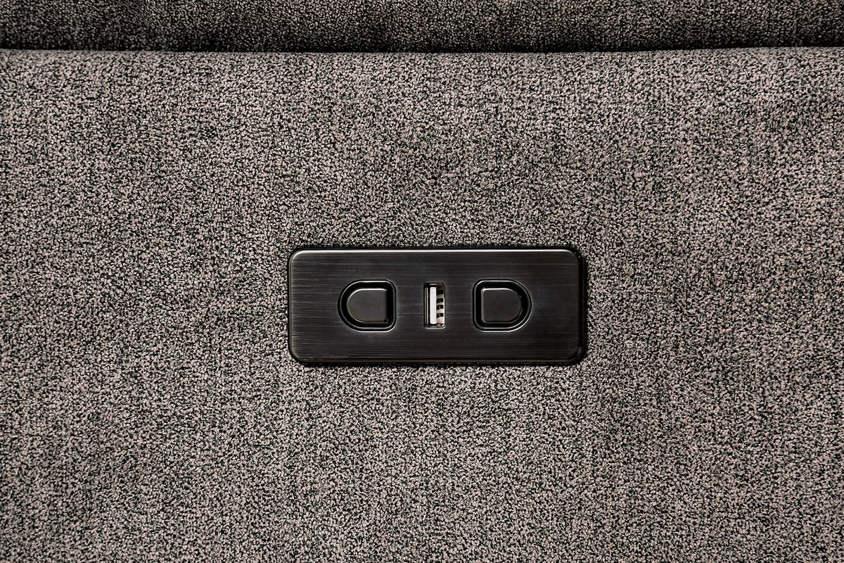 Cerelia Power Sectional, Gray - Image 4
