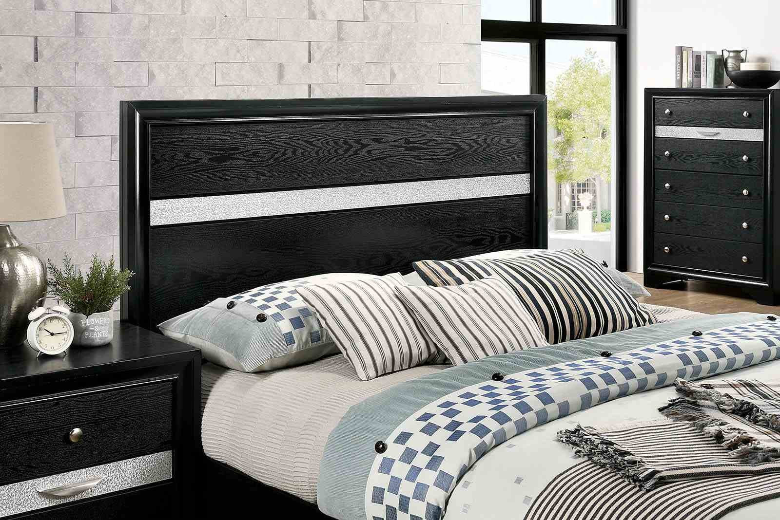 Chrissy E.King Bed, Black - Image 3