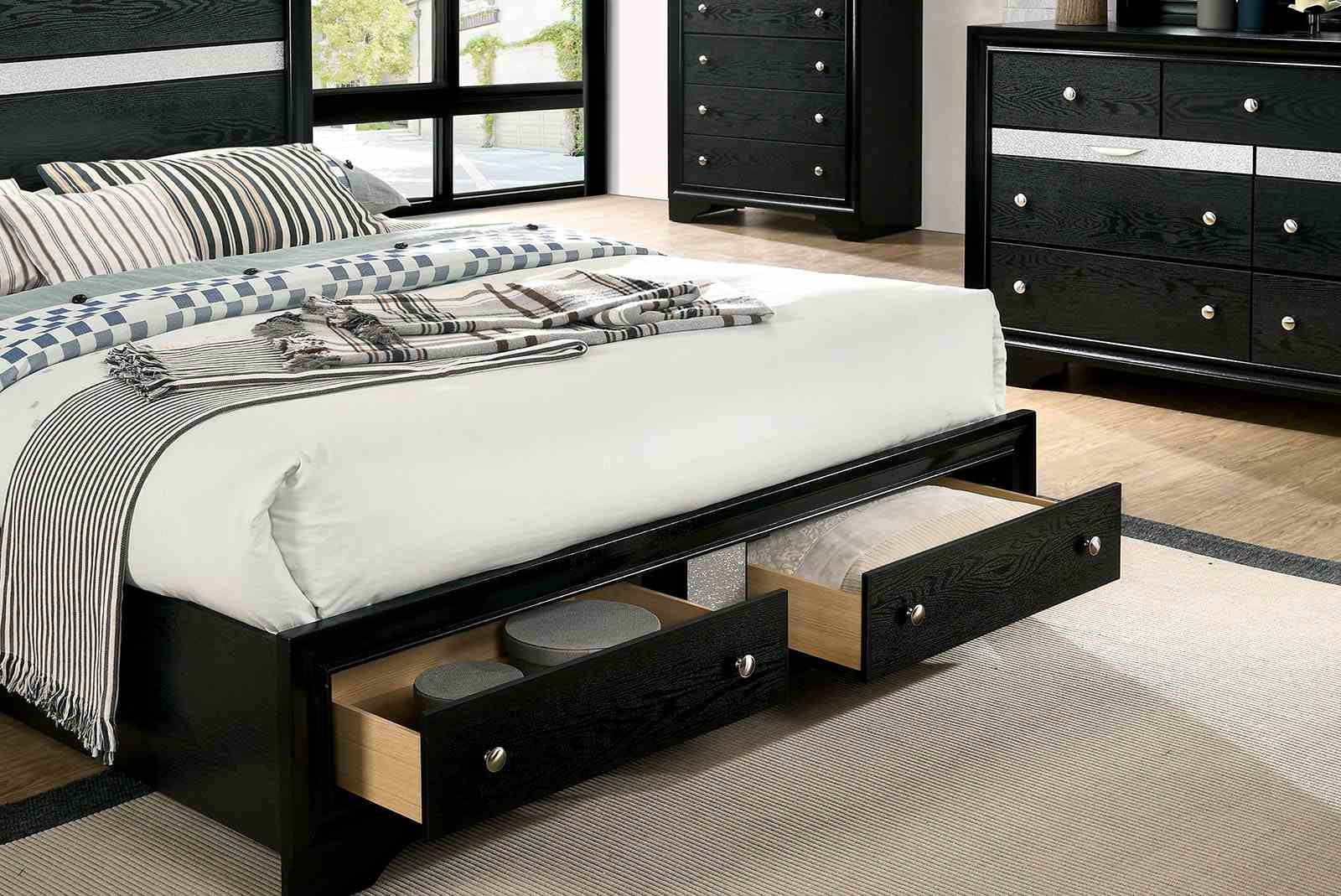 Chrissy Queen Bed, Black - Image 2