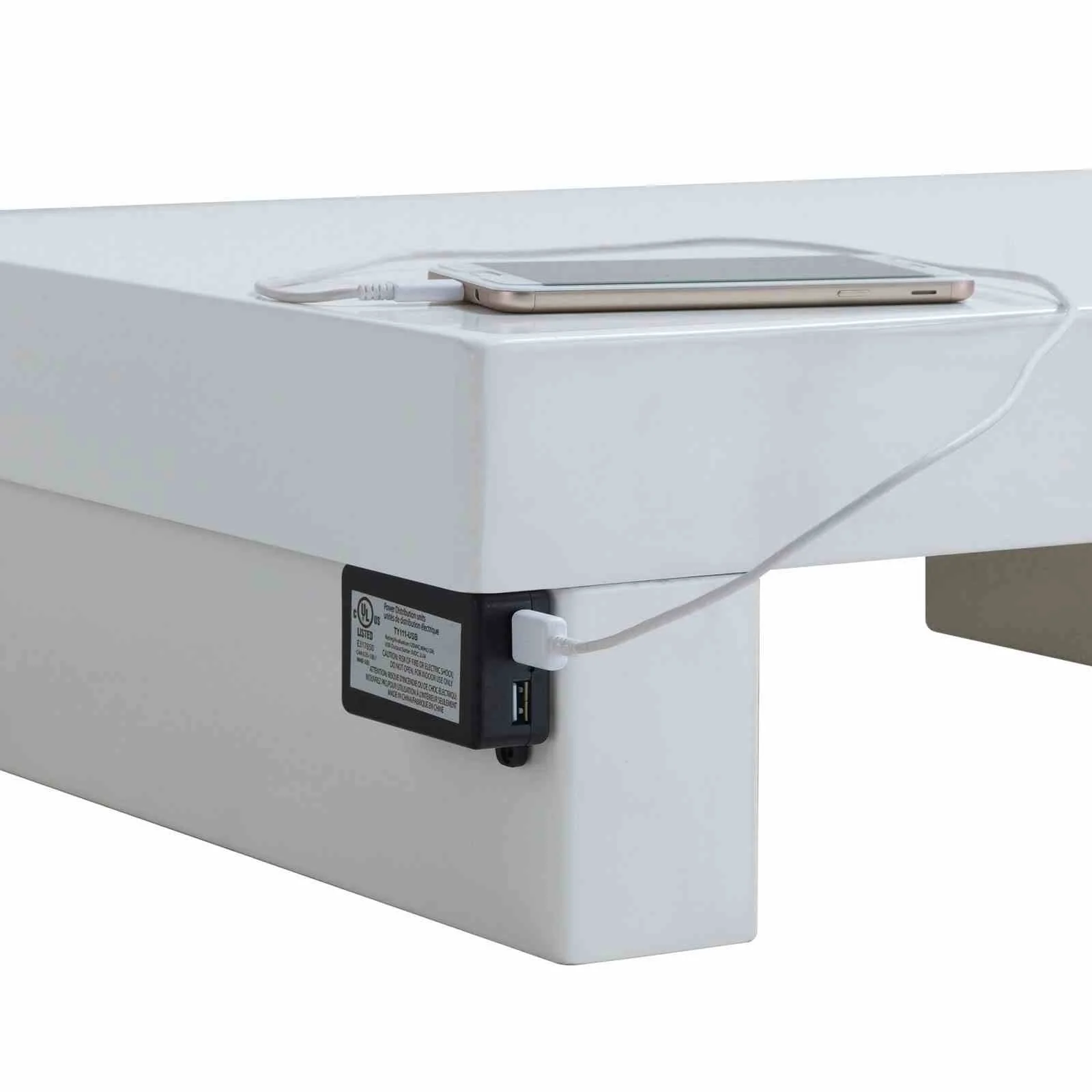 Christie Dresser - Image 3