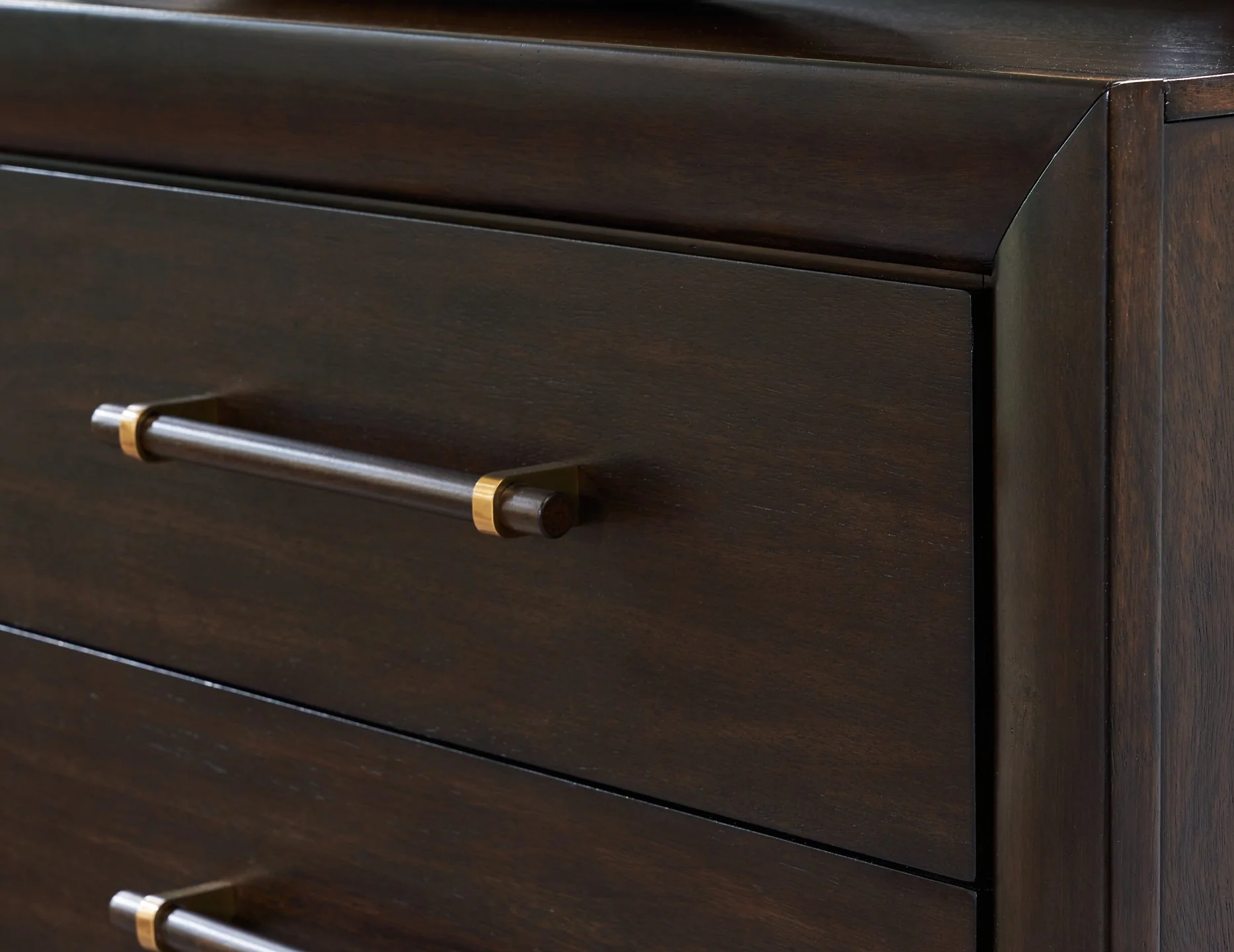 Dantenton Dresser and Mirror - Image 7