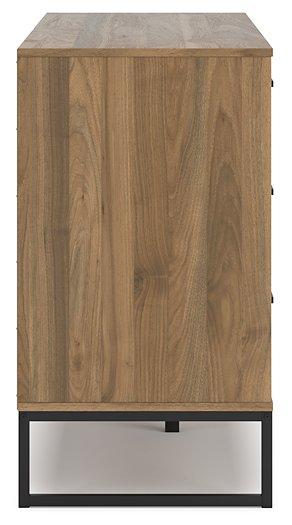 Deanlow Bedroom Package - Image 10