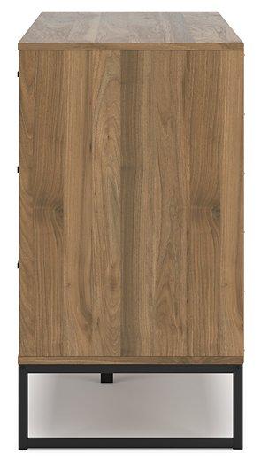Deanlow Bedroom Package - Image 9