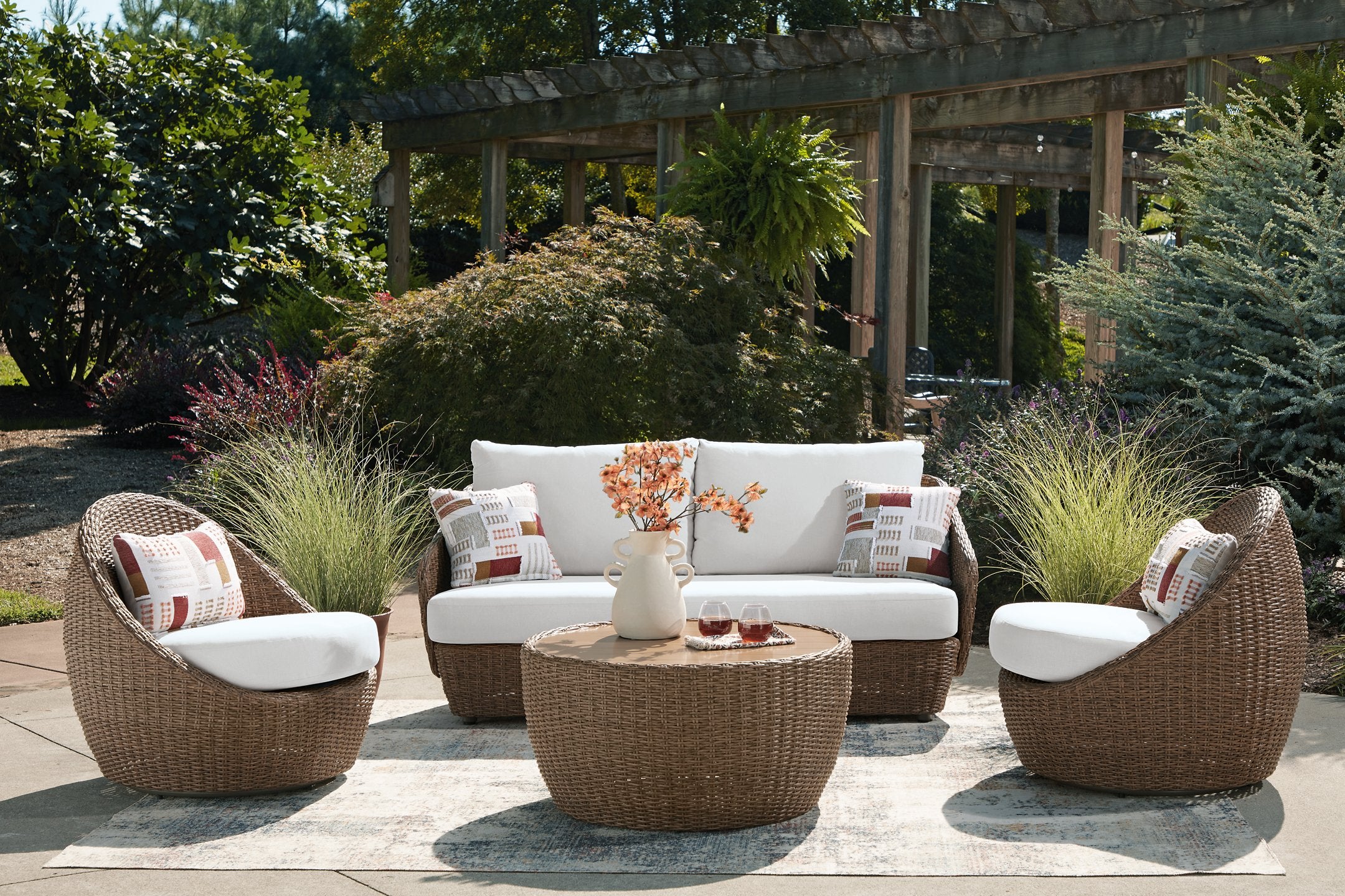 Double Point Outdoor Seating Set - Image 2