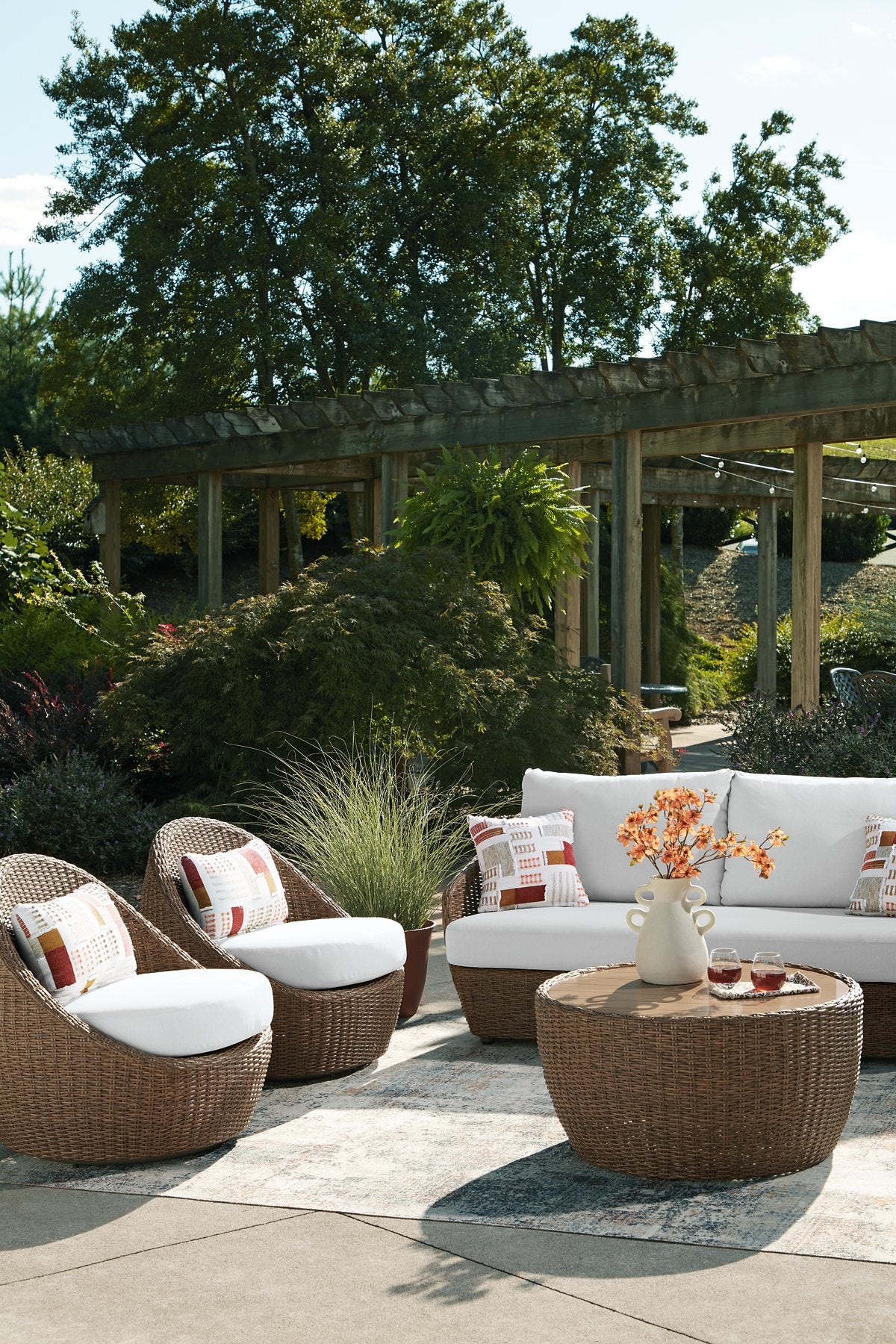 Double Point Outdoor Seating Set - Image 6