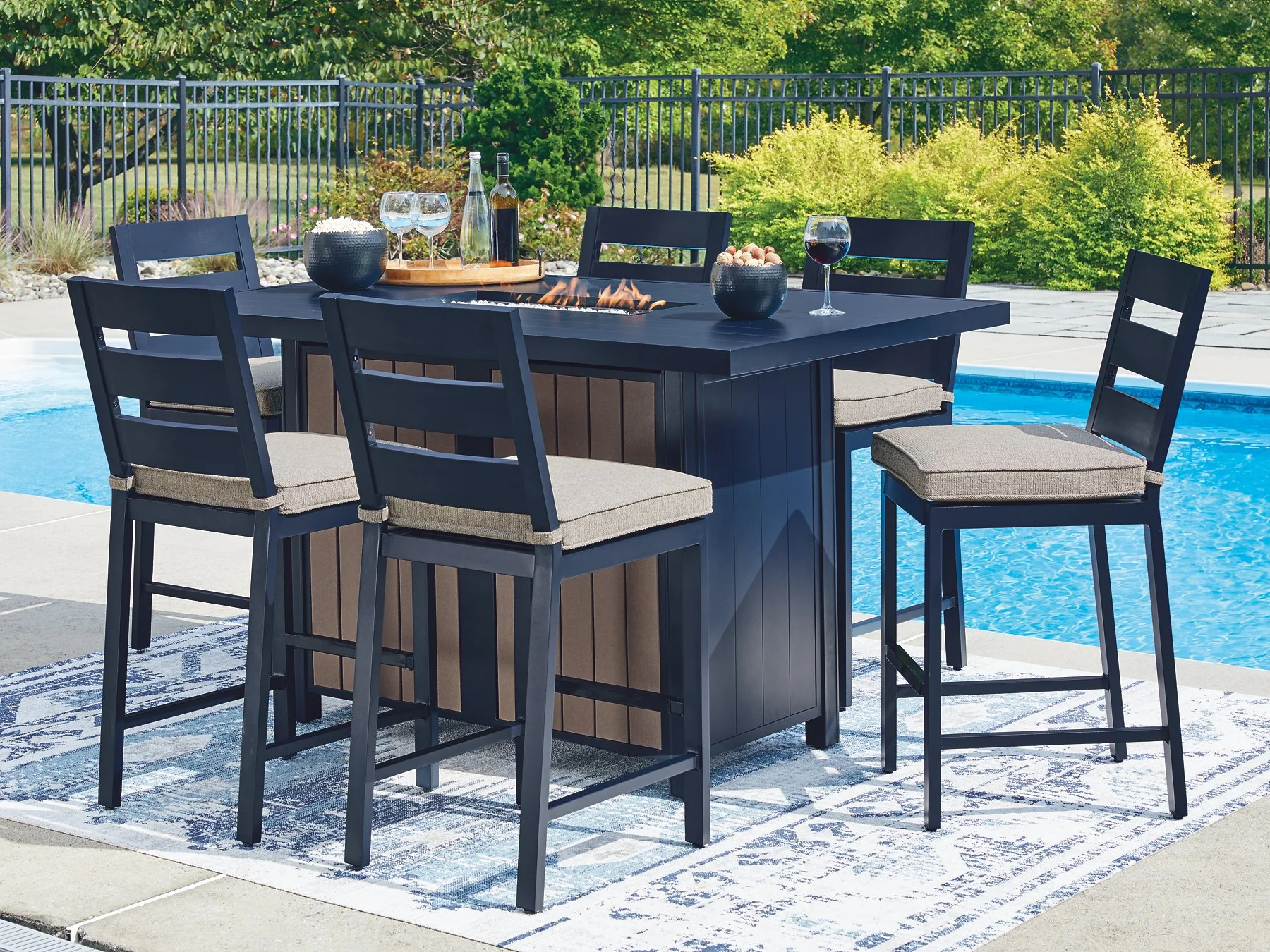 East Beach Outdoor Dining Set - Image 15