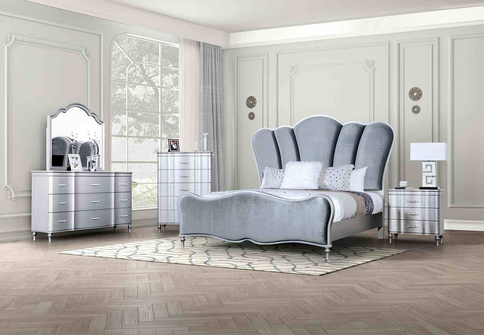 Eleanora Nightstand, Silver - Image 2