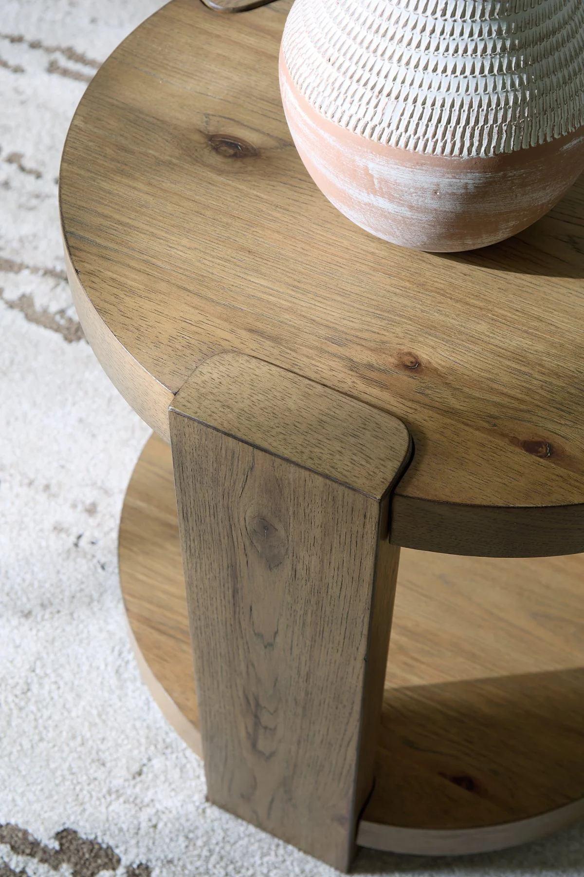 Flangren End Table - Image 7