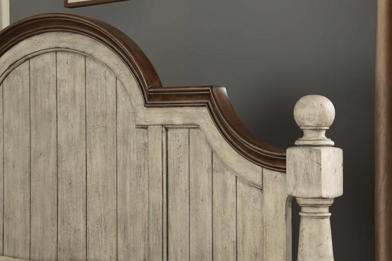 Flexsteel Wynwood Plymouth California King Poster Bed in Whitewash Wood - Image 4