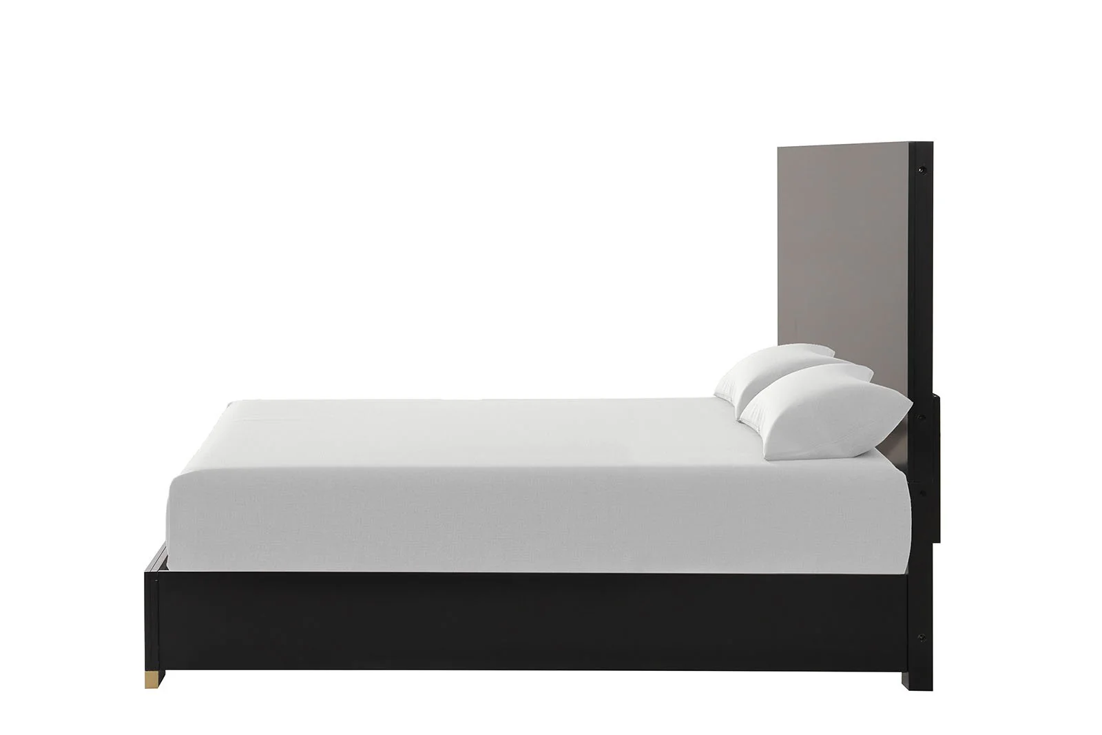 Goldsberg 5 Pc. Queen Bedroom Set w/ Chest - Image 5