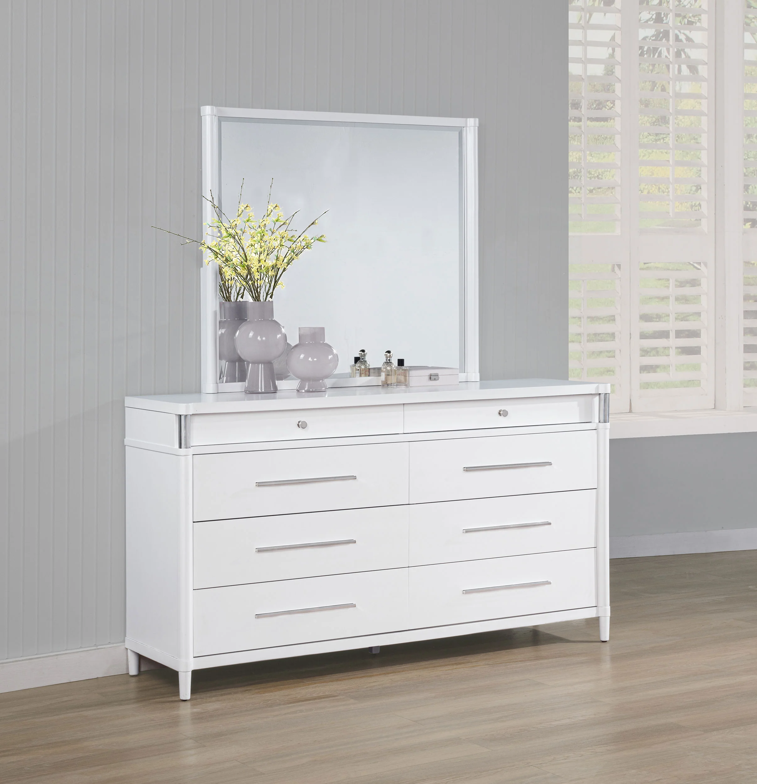 Gracemont Dresser with Mirror - Image 2