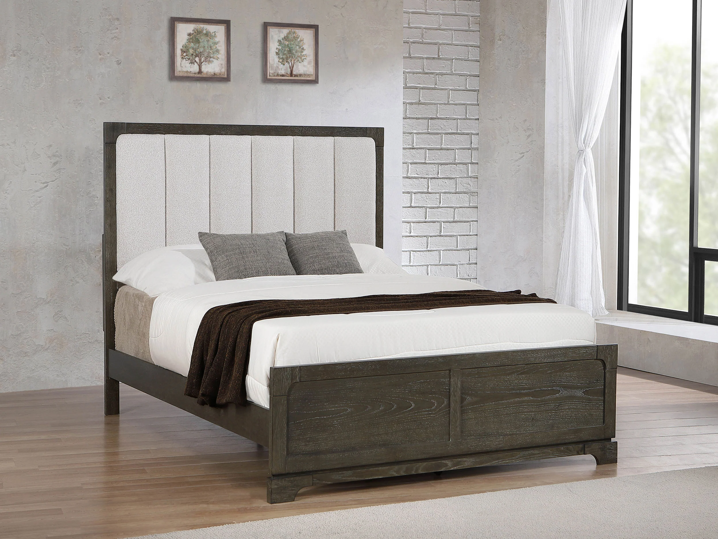 Gran Park Panel Bed - Image 2