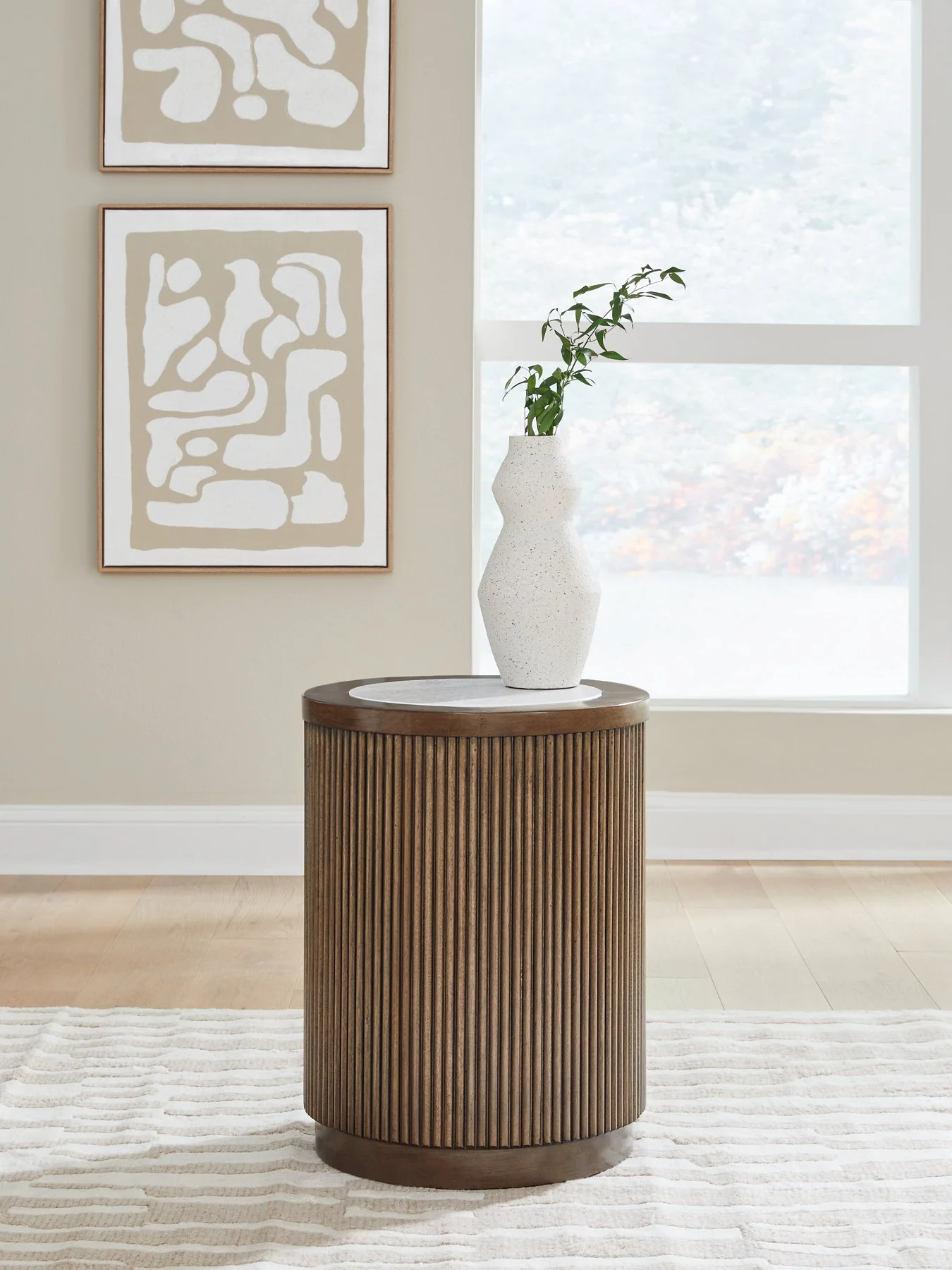Hadonna End Table - Image 2