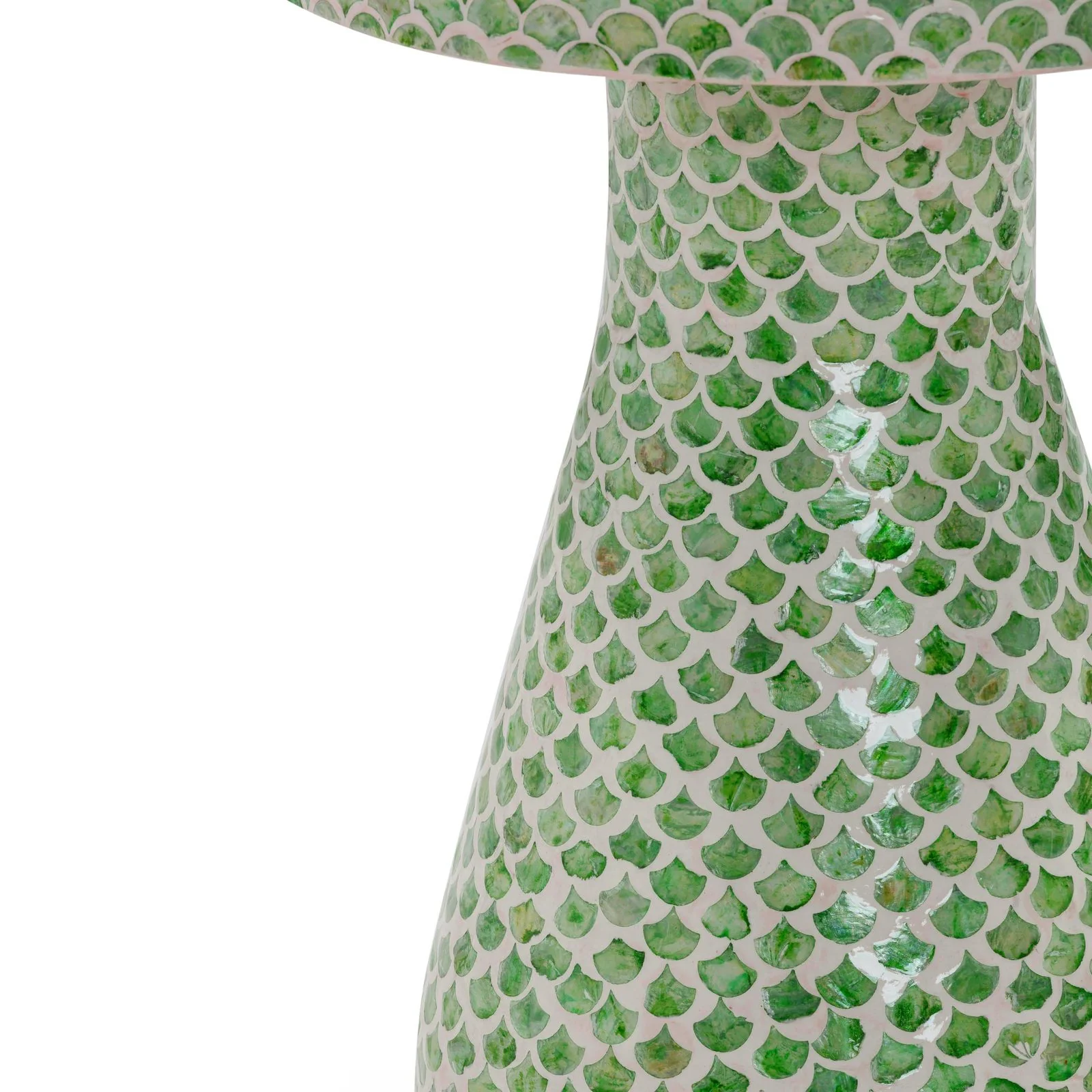 Halio Green Shell Side Table - Image 4