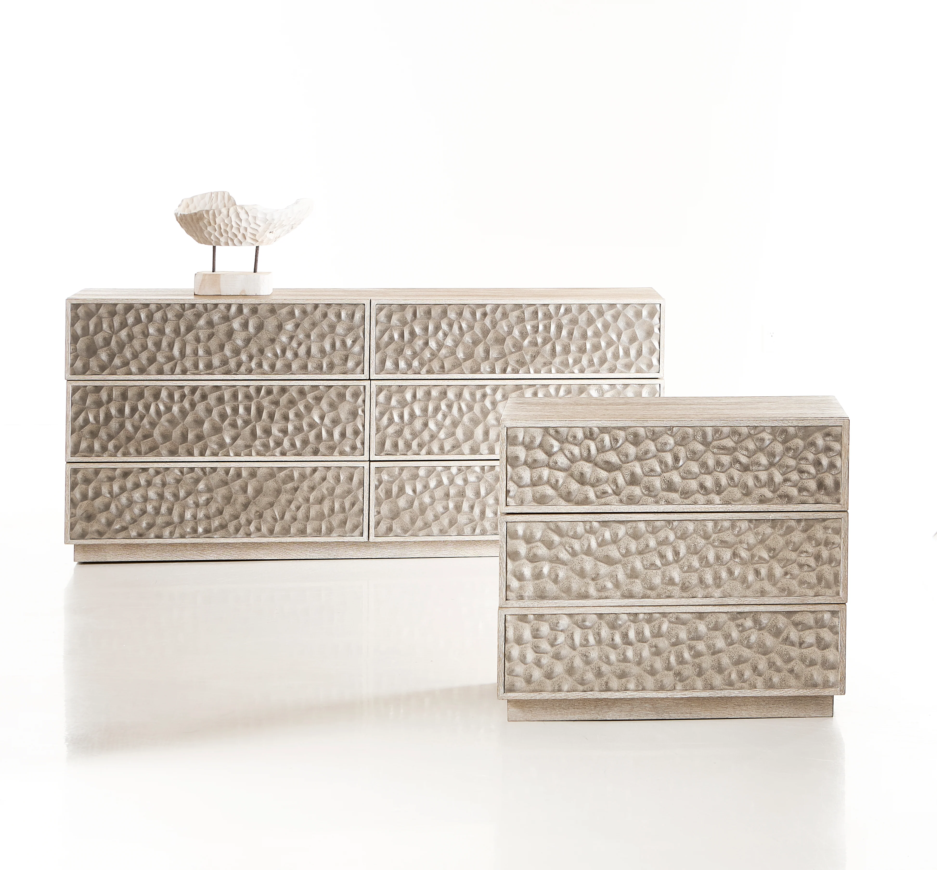 Hansby Nightstand - Image 7